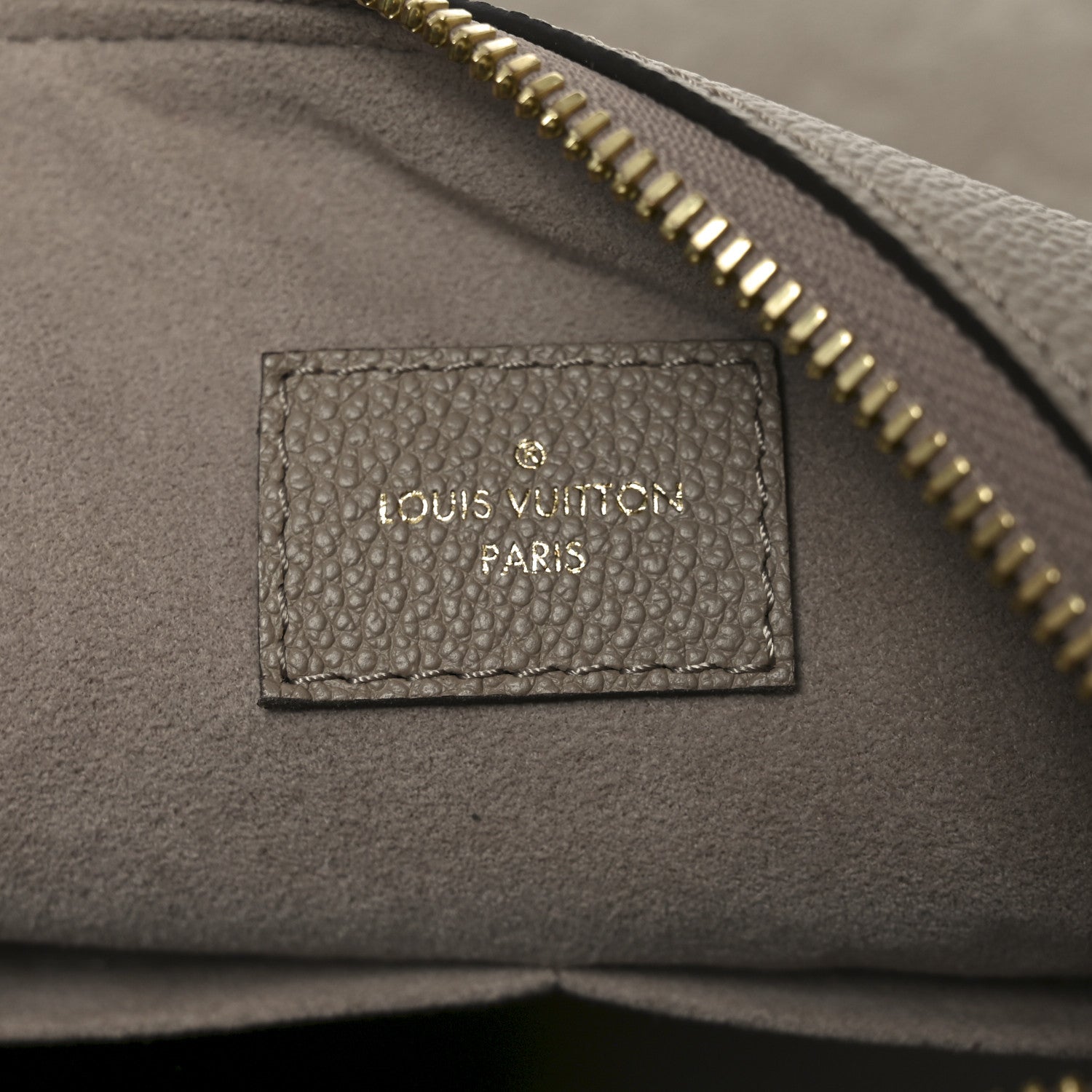 Louis Vuitton Empreinte Maida Hobo Tourterelle 11 of 17