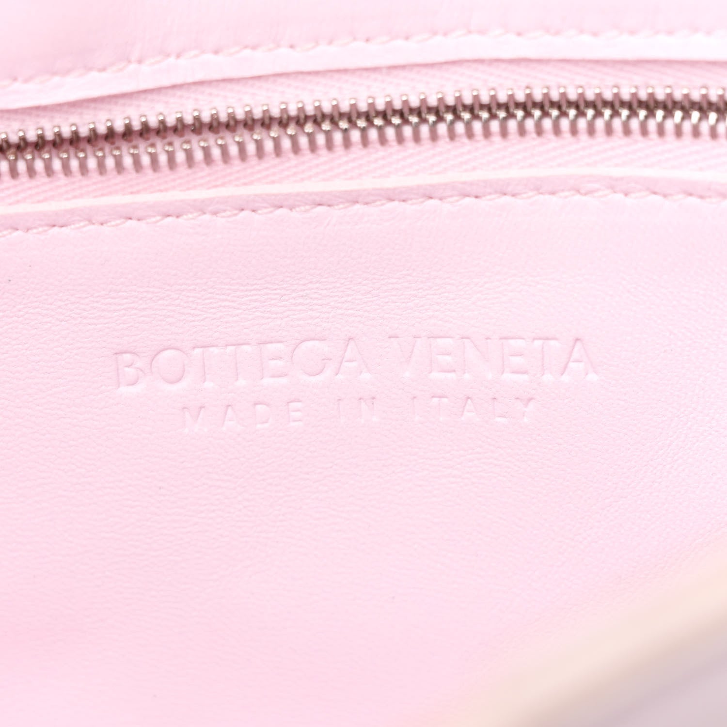 Bottega Veneta Lambskin Maxi Intrecciato Cassette Crossbody Bag Bliss Washed 6 of 10