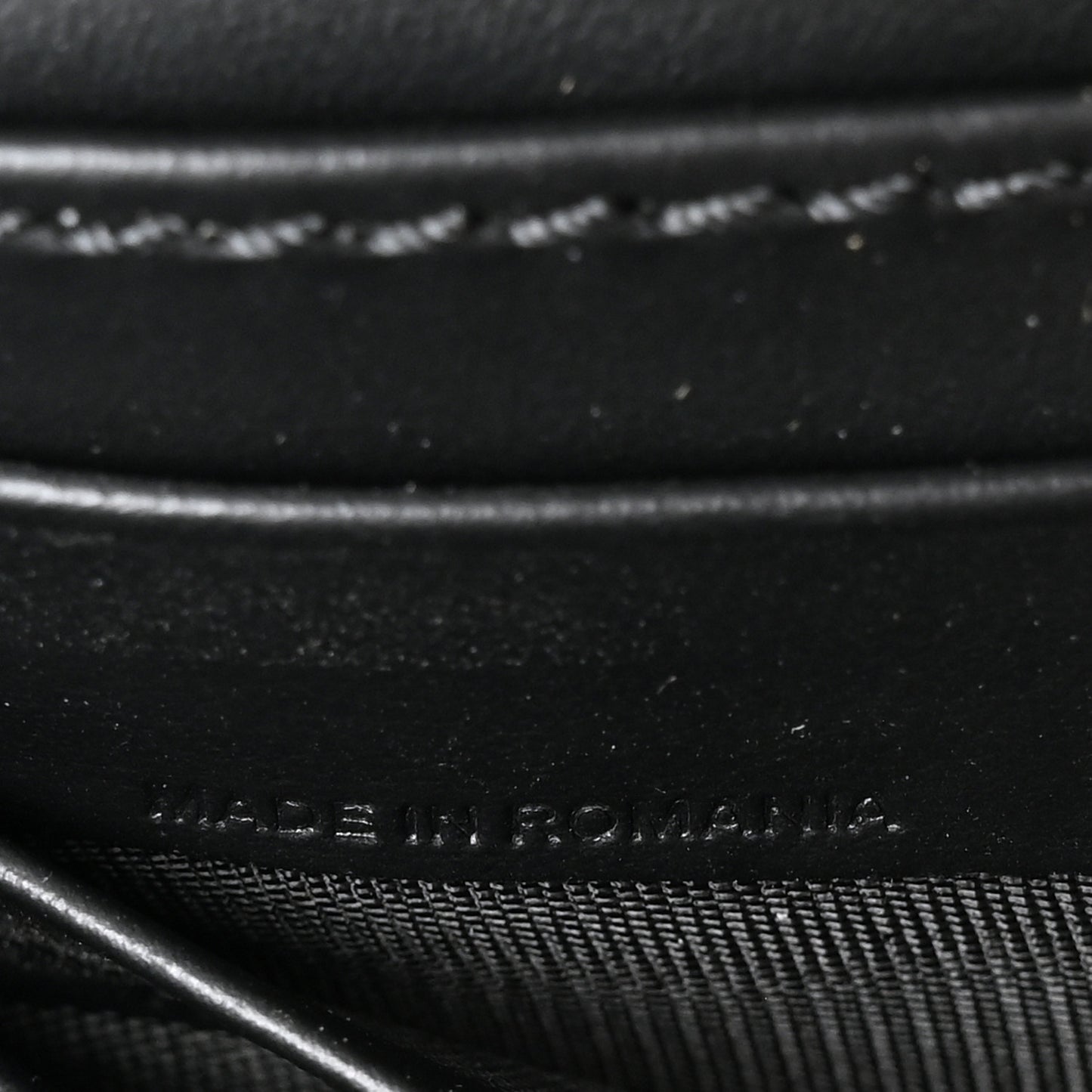 Derby Calfskin House Check Wallet On Chain Black