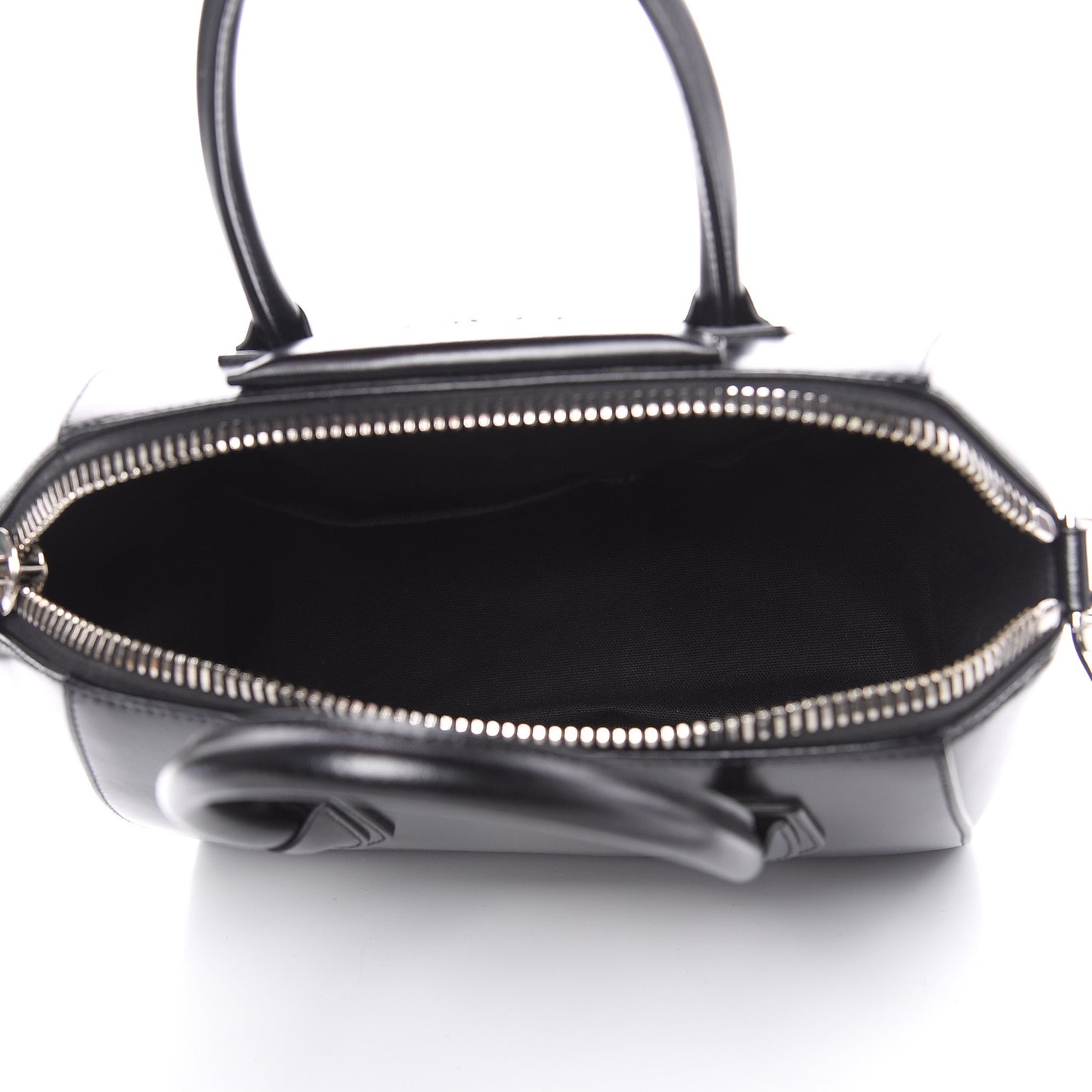 Shiny Lord Calfskin Small Antigona Black