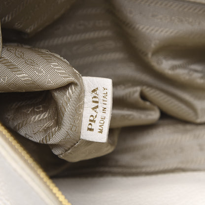 Prada Vitello Daino Hobo Bianco 7 of 17