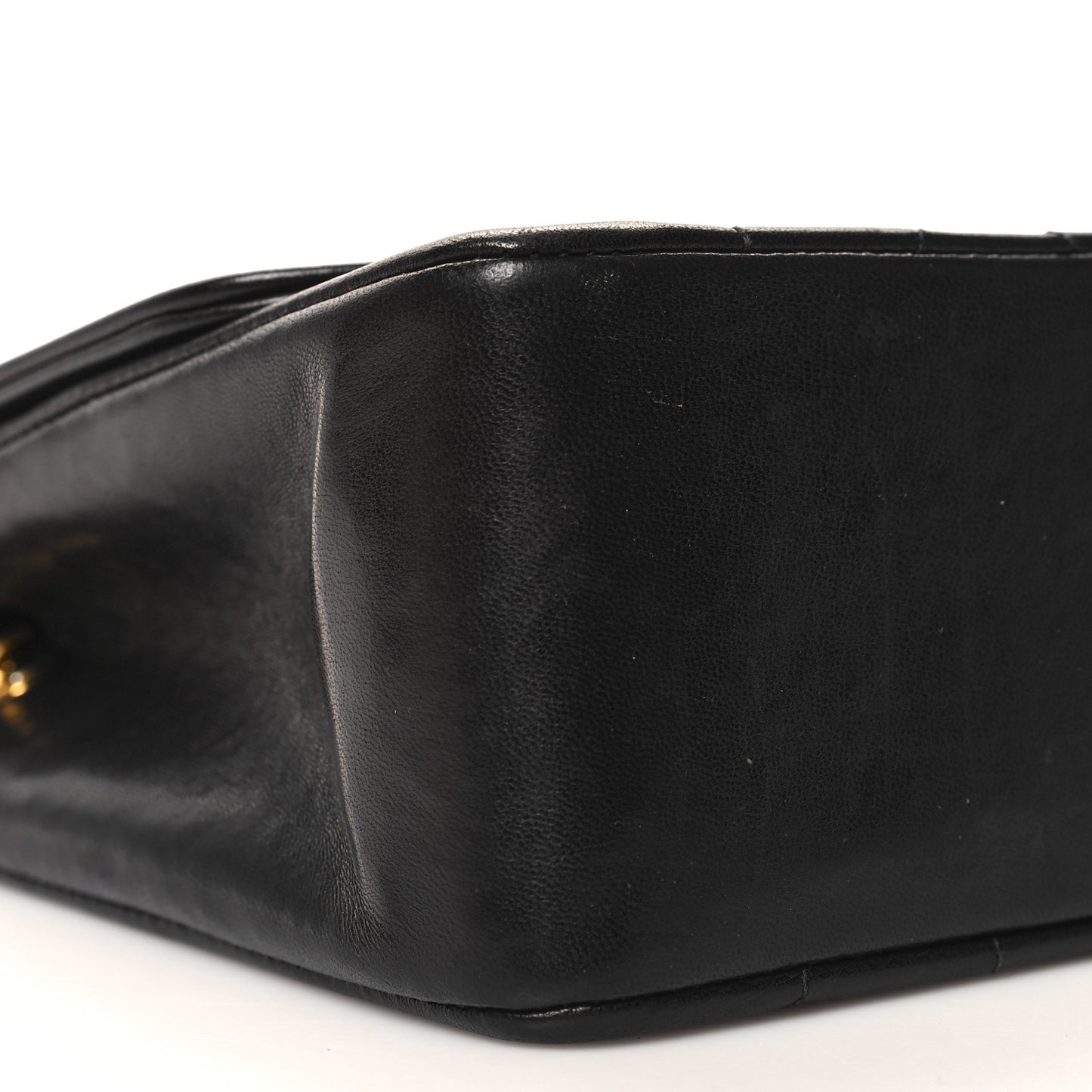 Lambskin Medium Single Flap Black