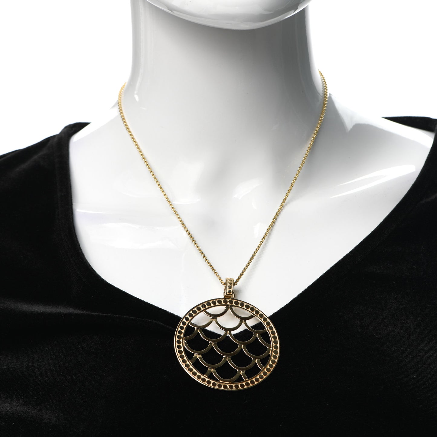 18K Yellow Gold Naga Circle Pendant Necklace