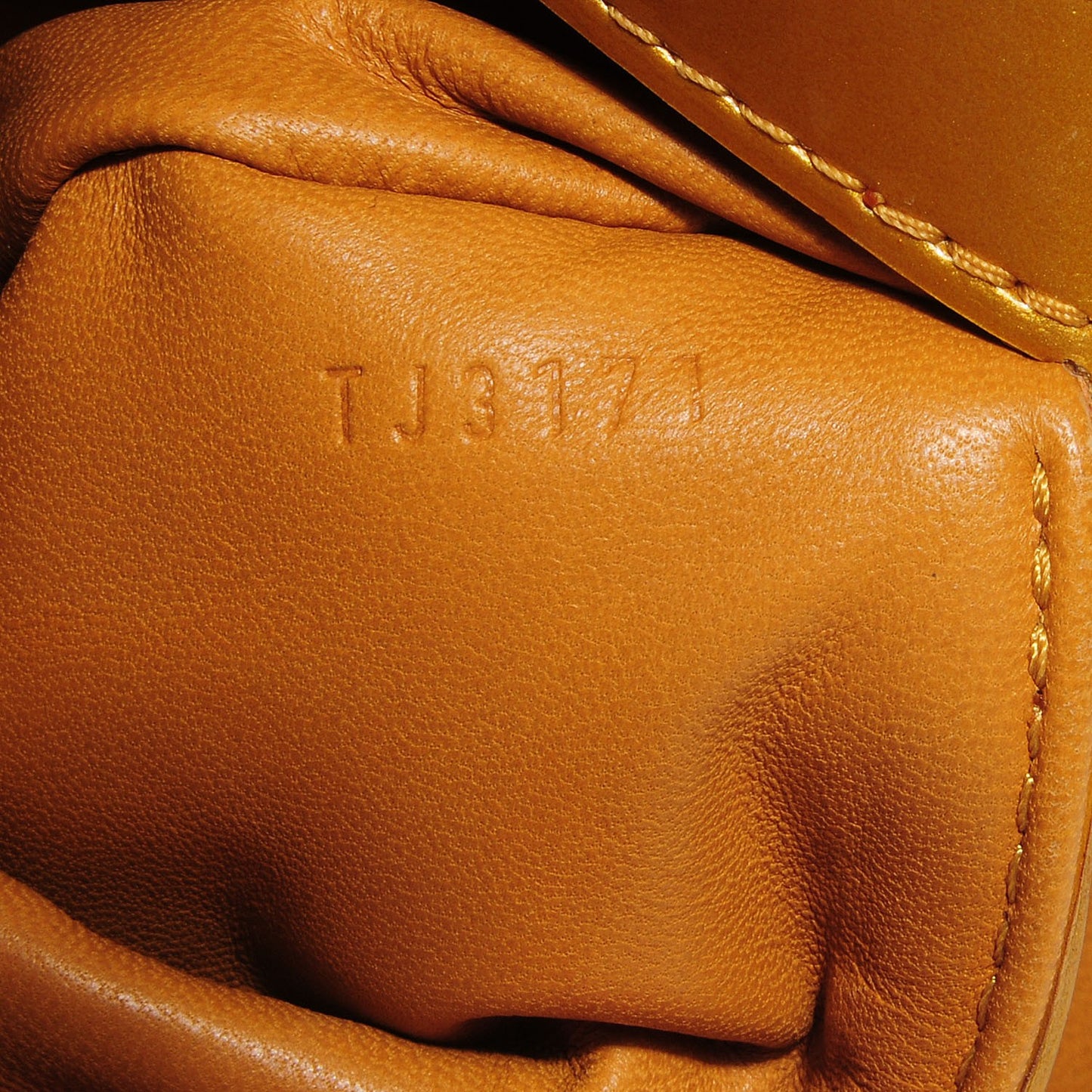 Patent Lambskin Fascination Lockit Moutarde