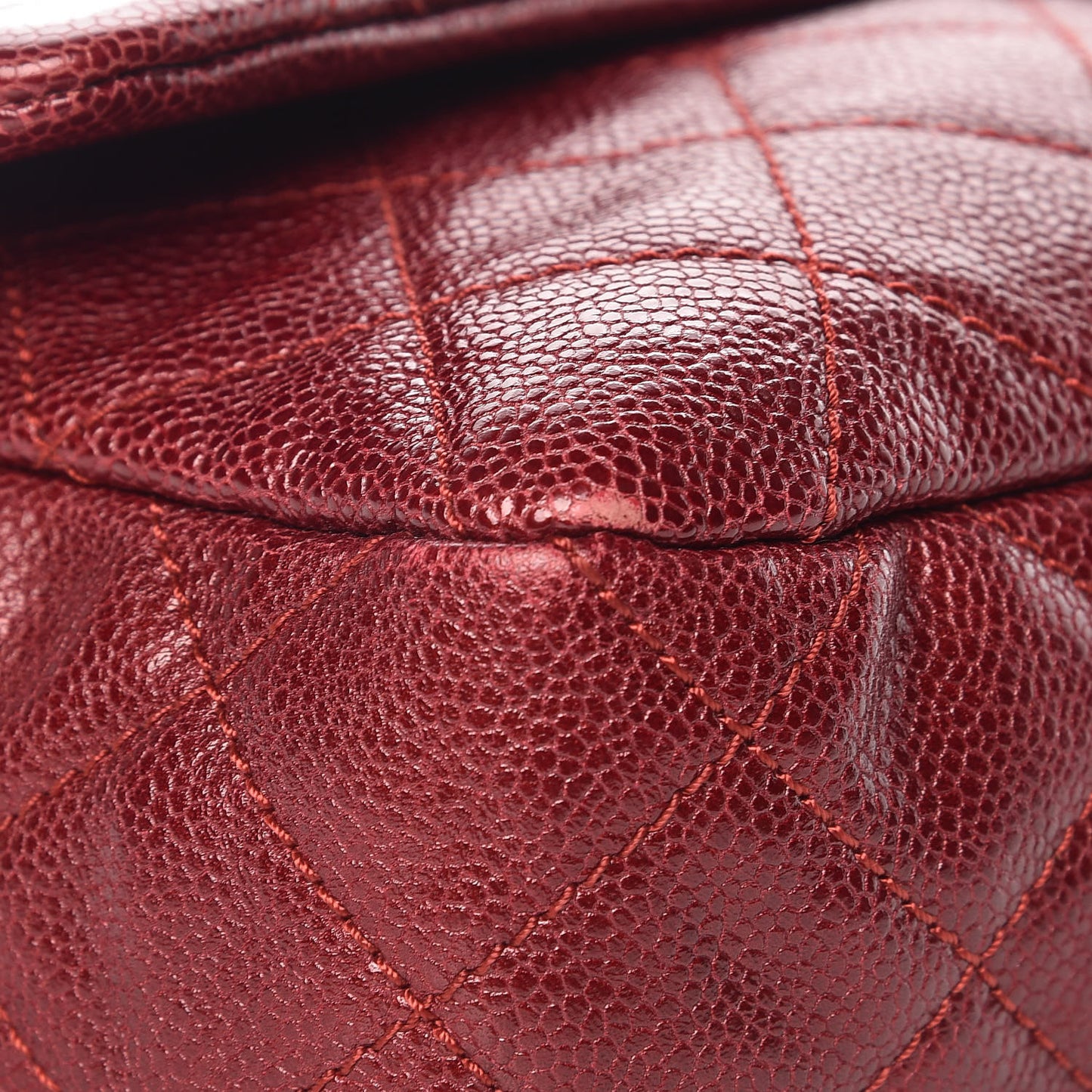 Iridescent Caviar Quilted Large Chic Flap Red
