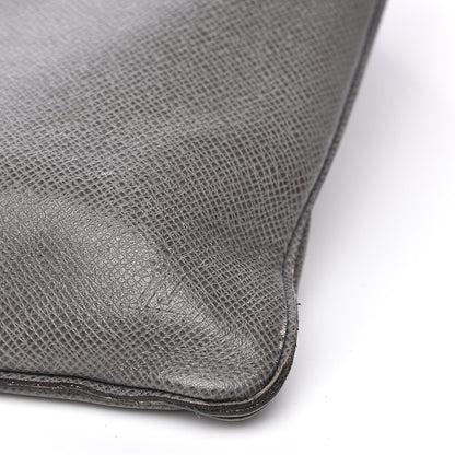 Louis Vuitton Taiga Sasha Messenger Glacier 9 of 14