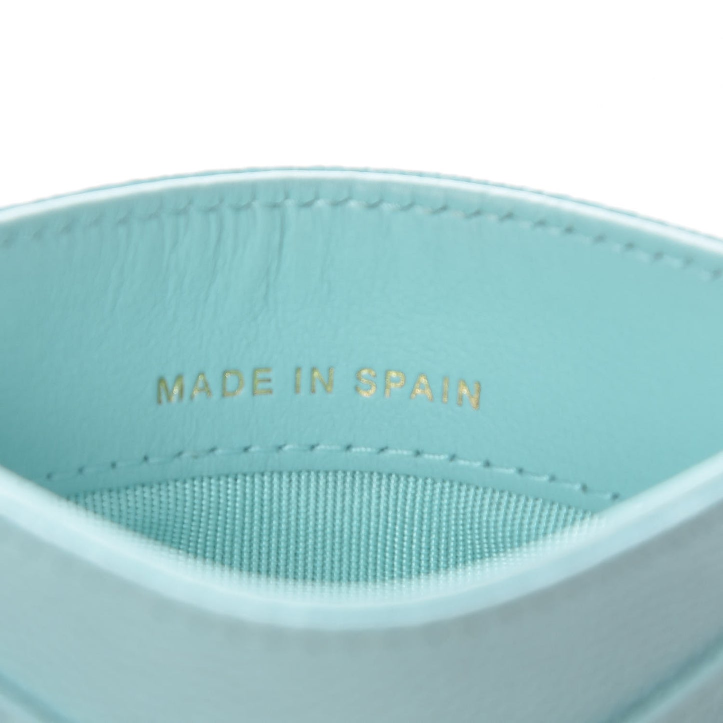 Caviar Quilted Card Holder Light Blue