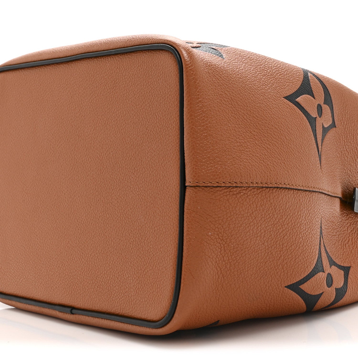 Louis Vuitton Empreinte Monogram Giant Crafty Neonoe MM Caramel Black 13 of 13