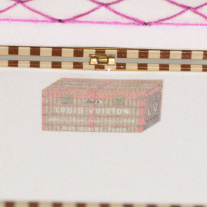 Louis Vuitton Birthday Malle Courrier Trunk Paperweight 7 of 7