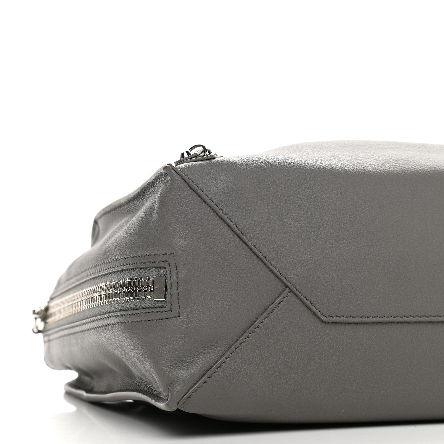 Balenciaga Veau Papier A6 Zip Around Tote Gris Acier 5 of 9