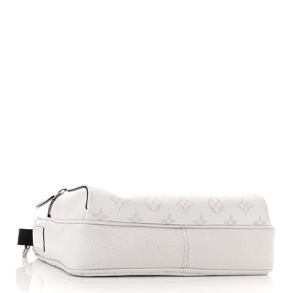 Louis Vuitton Taigarama Outdoor Messenger Antartica 4 of 9