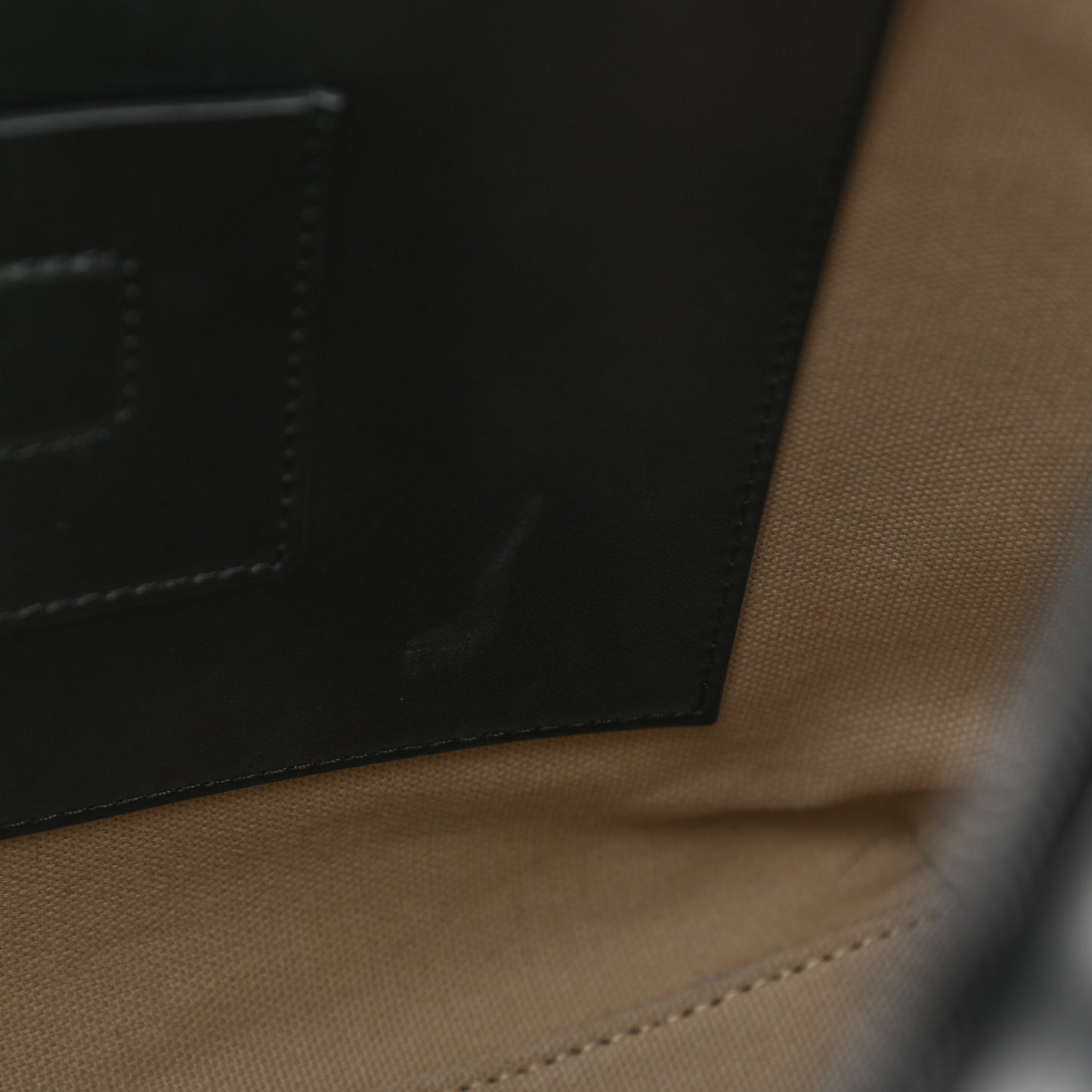 Smooth Calfskin Small Soft Antigona Black