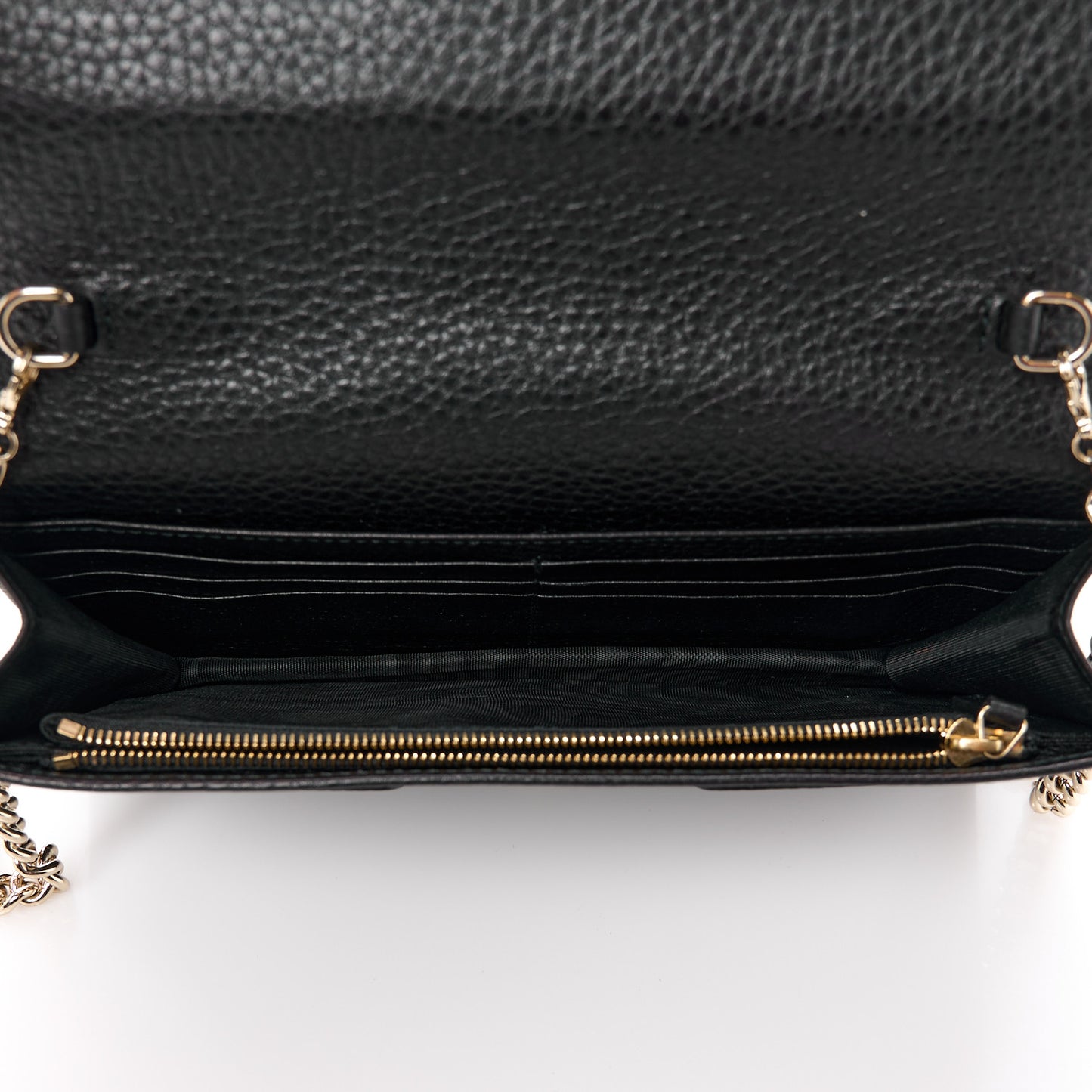 Pebbled Calfskin Soho Wallet On Chain Black