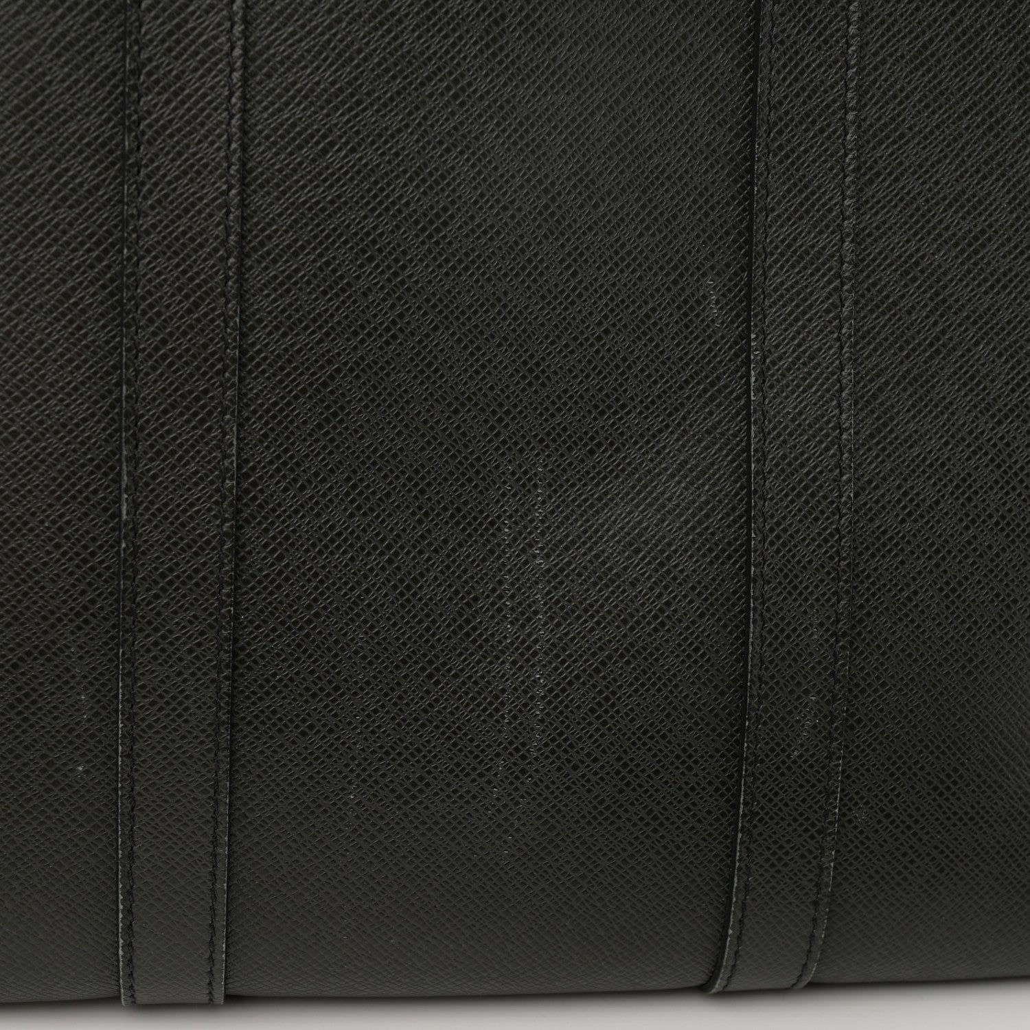 Louis Vuitton Taiga Porte Documents Voyage PM Ardoise 15 of 15