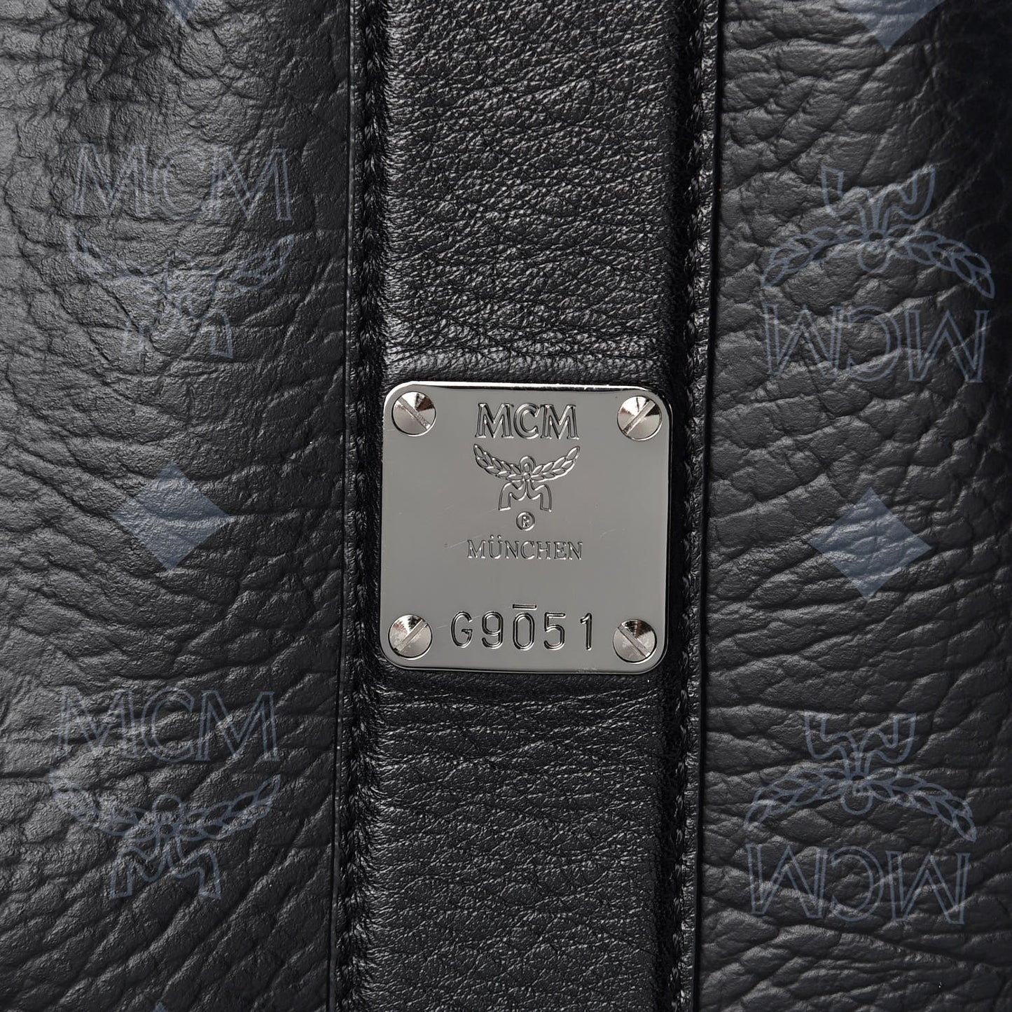 Visetos Medium Liz Reversible Shopper Tote Black