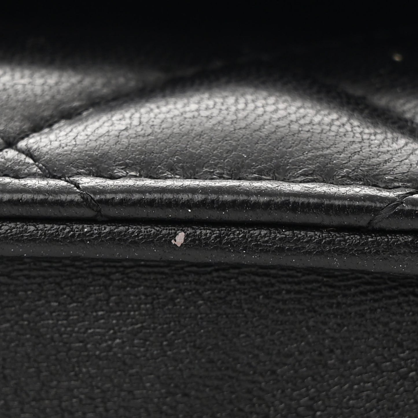 Caviar Quilted Golden Class Wallet On Chain WOC Black