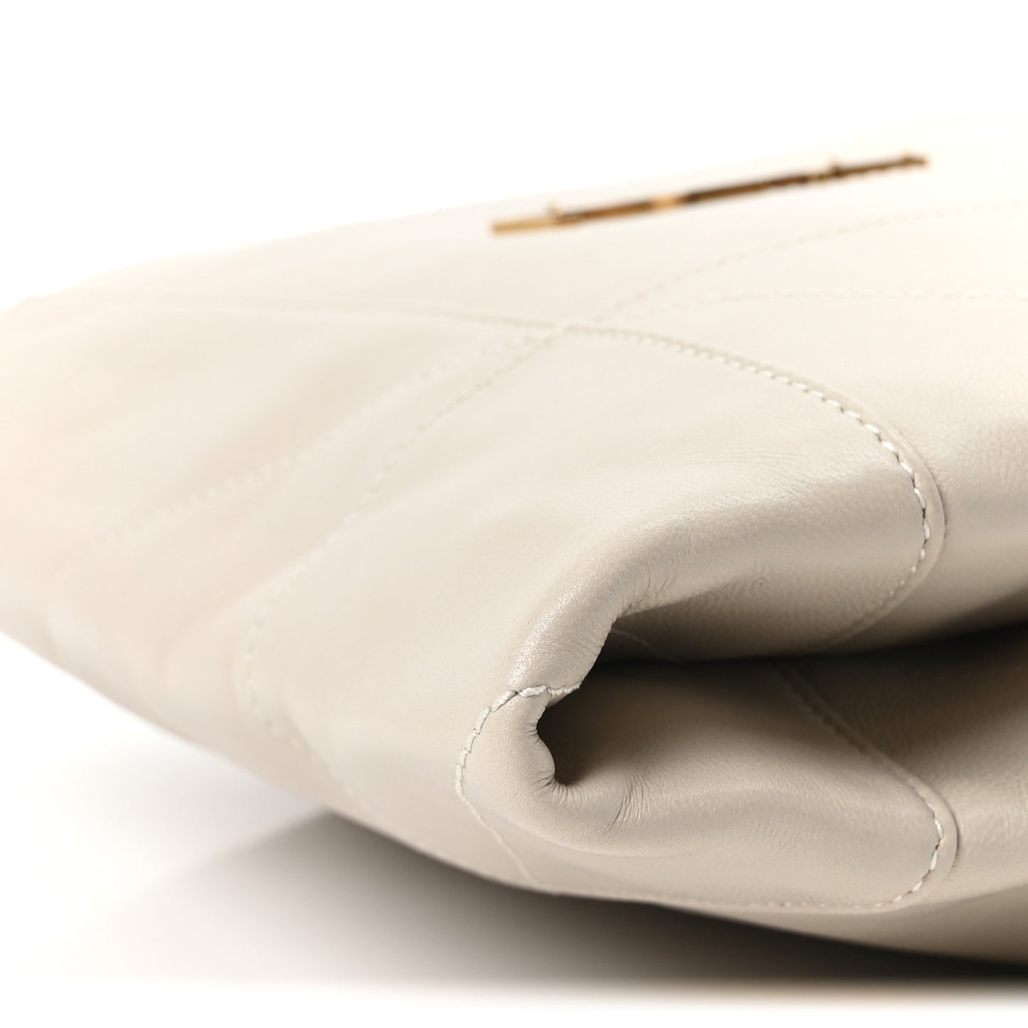 Lambskin Matelasse Monogram Medium Jamie 4.3 Pochon Crema Soft