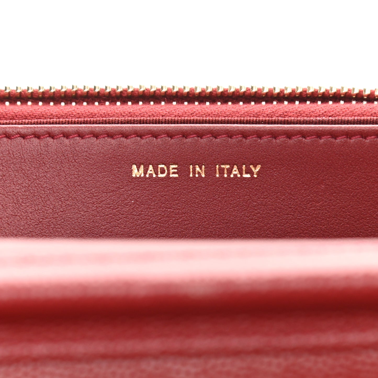 Caviar Quilted Golden Class Wallet On Chain WOC Red