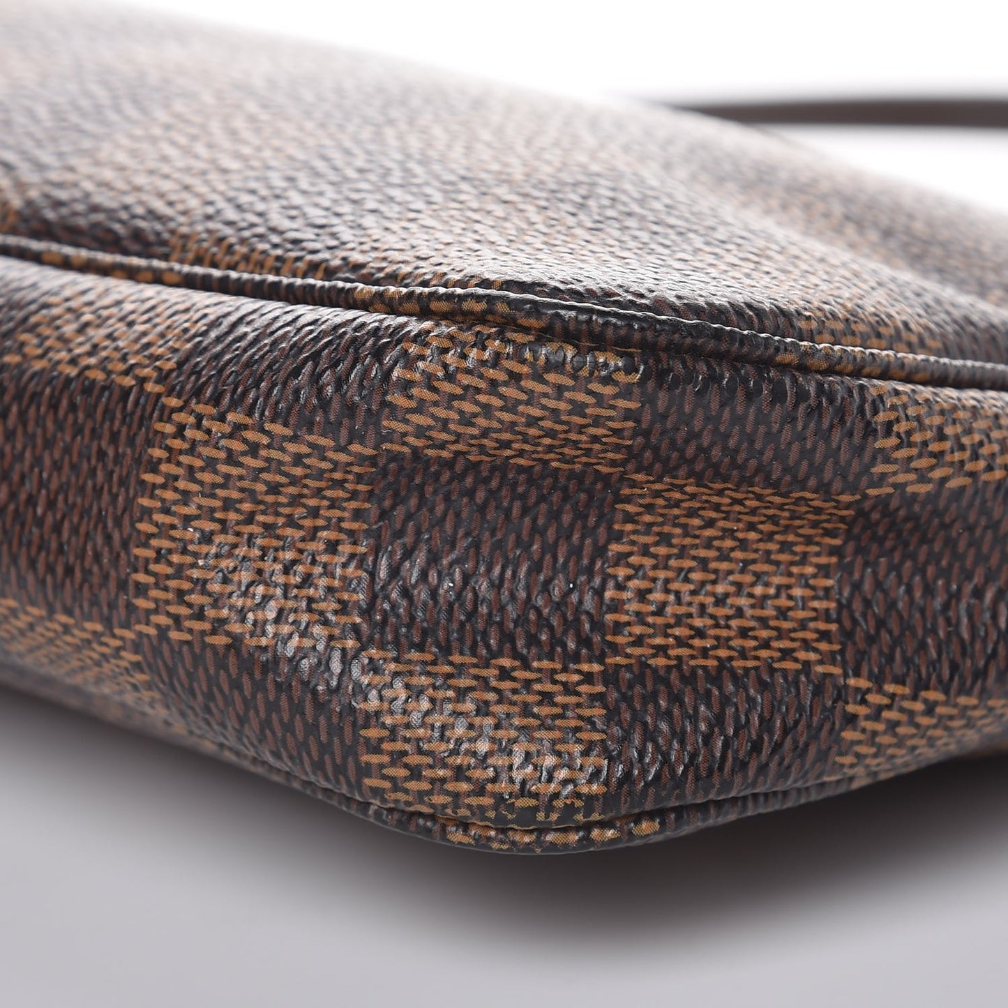 Damier Ebene Pochette Accessories