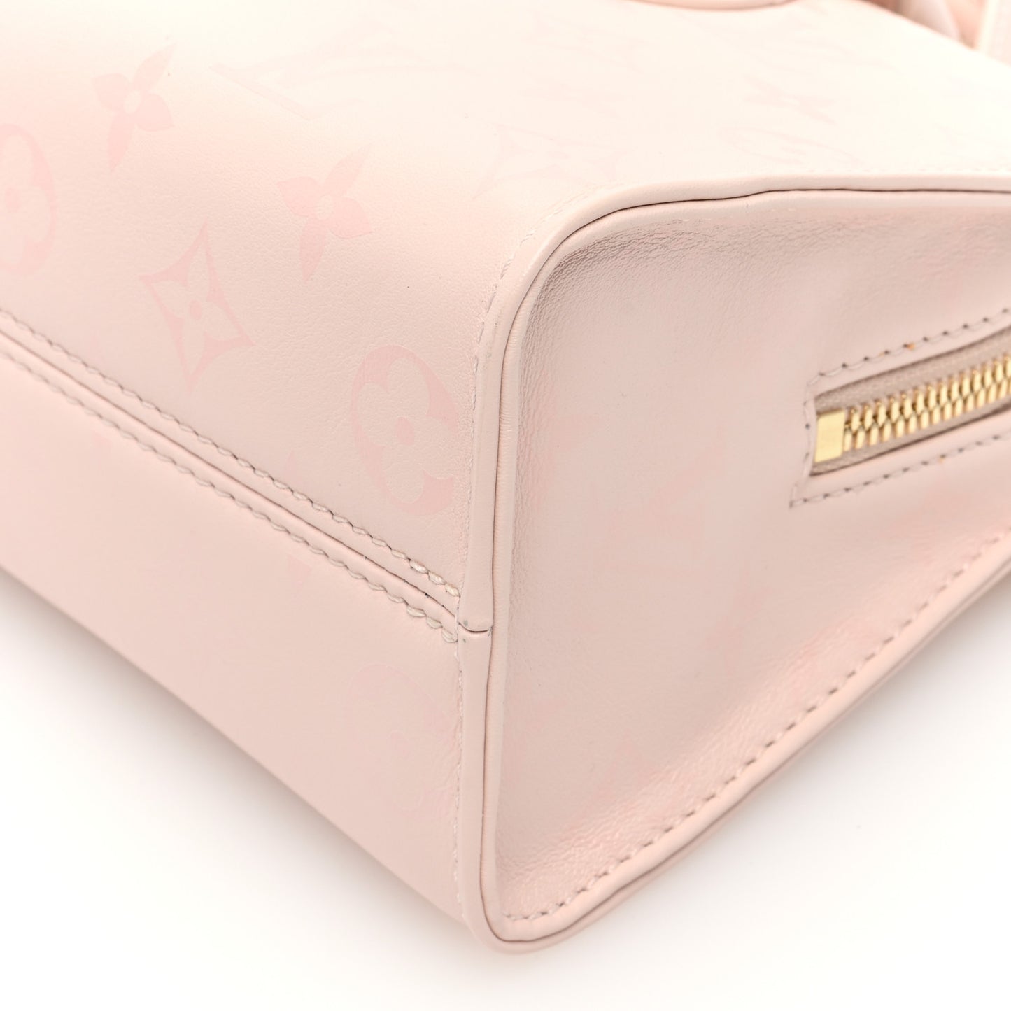 Calfskin OnTheGo East West Pearl Pink