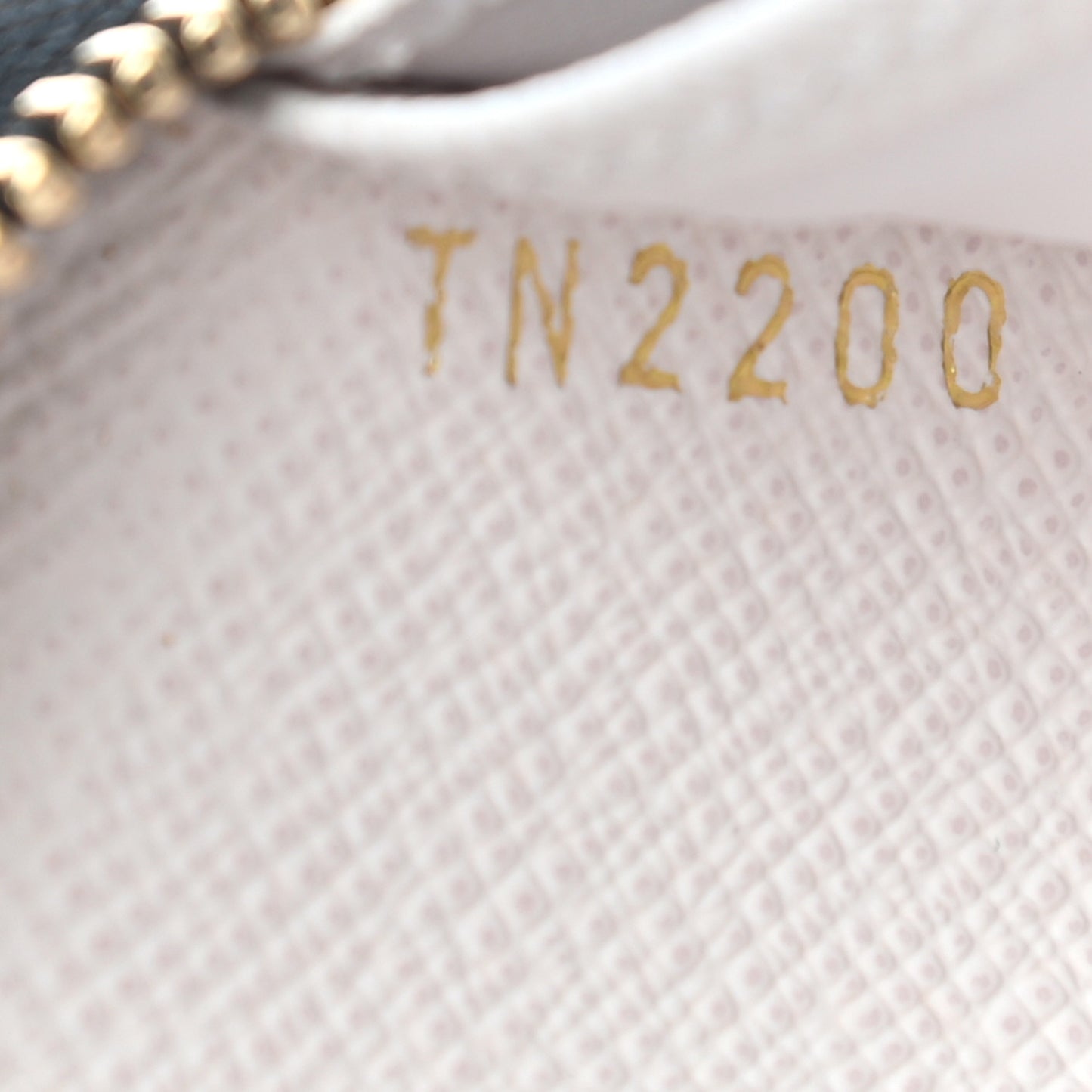 Monogram Giant Crafty Zippy Coin Purse Creme Caramel