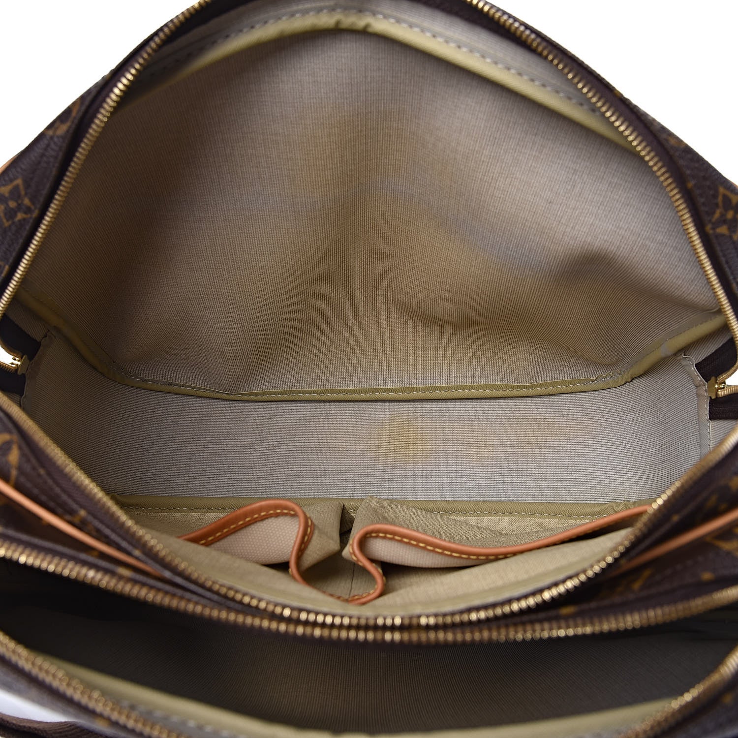 Louis Vuitton Monogram Reporter GM 6 of 14