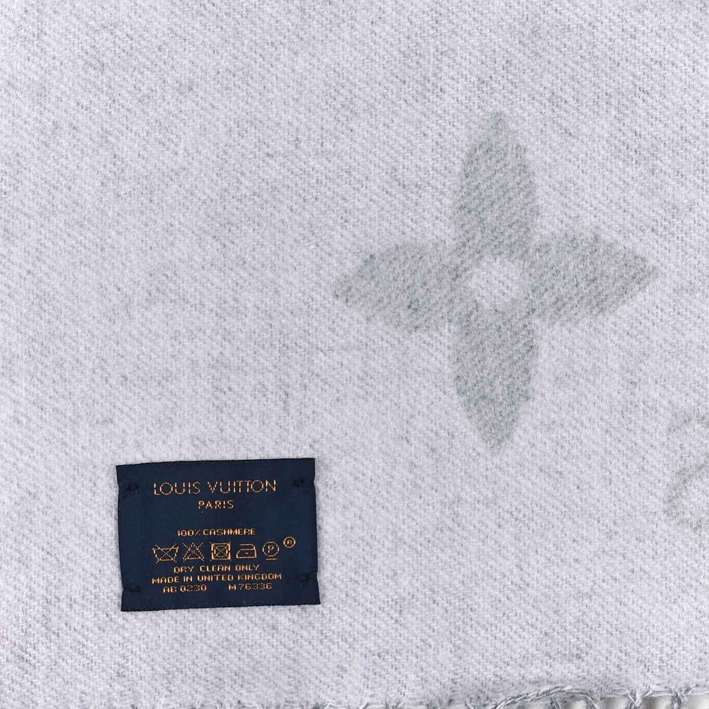 Cashmere Monogram Gradient Reykjavik Scarf Grey