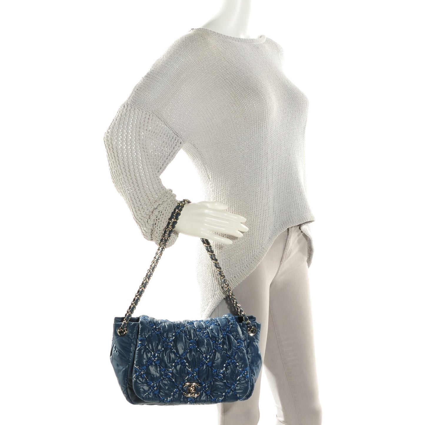 Nylon Quilted Tweed Stitch Bubble Flap Blue