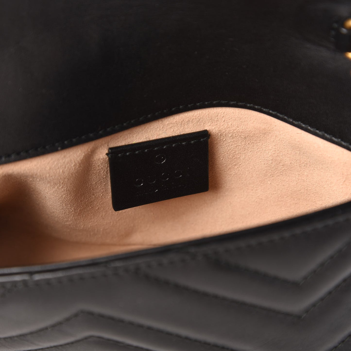 Calfskin Matelasse Super Mini GG Marmont Shoulder Bag Black