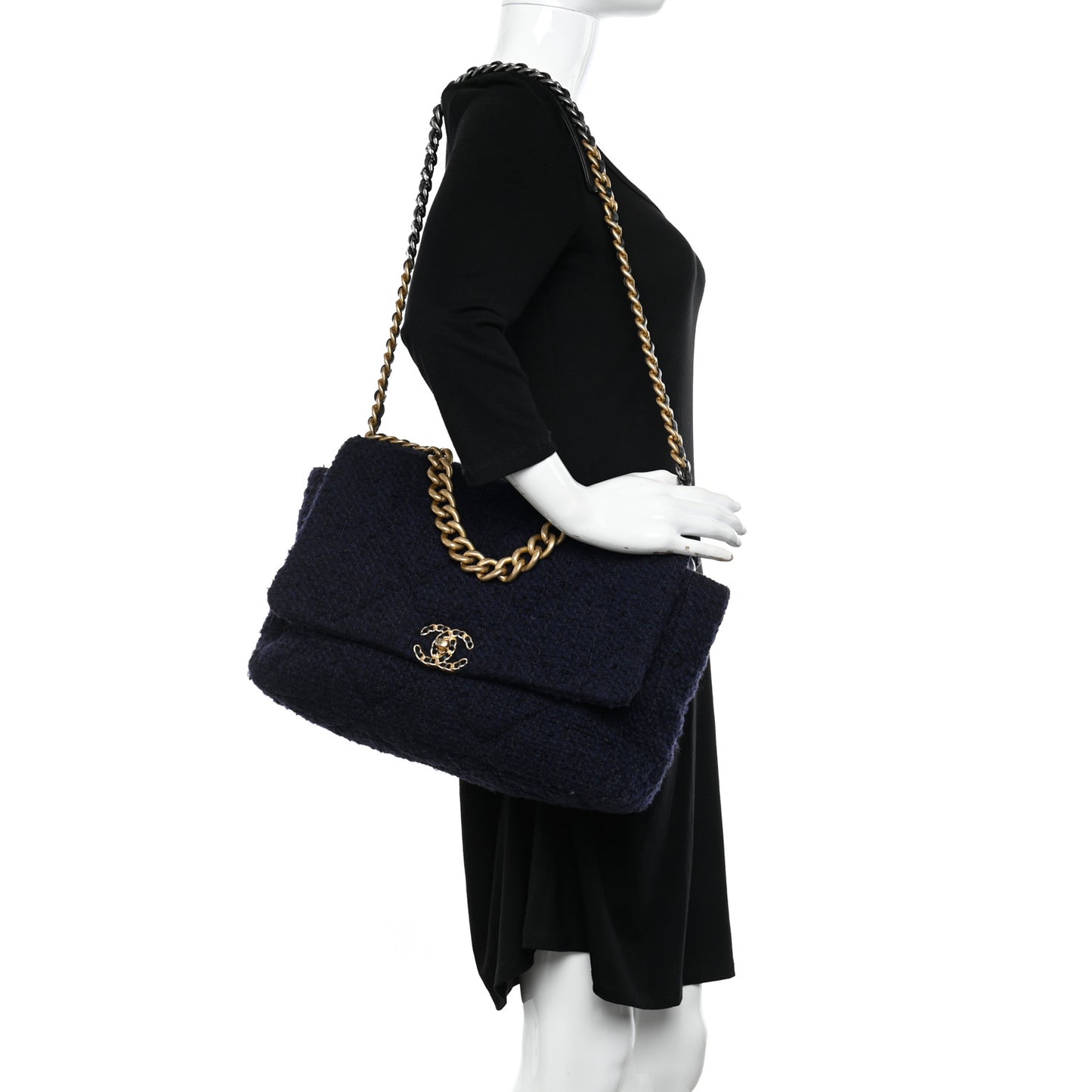 Tweed Quilted Maxi Chanel 19 Flap Navy