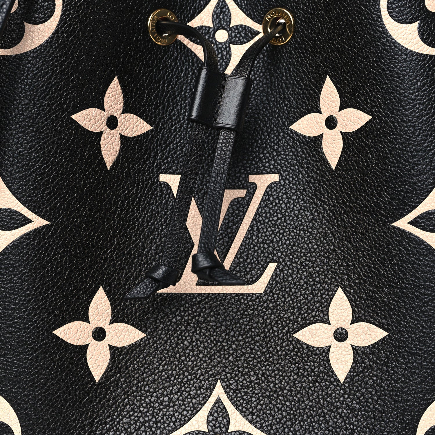Louis Vuitton Empreinte Monogram Giant Neonoe MM Black Beige 8 of 11
