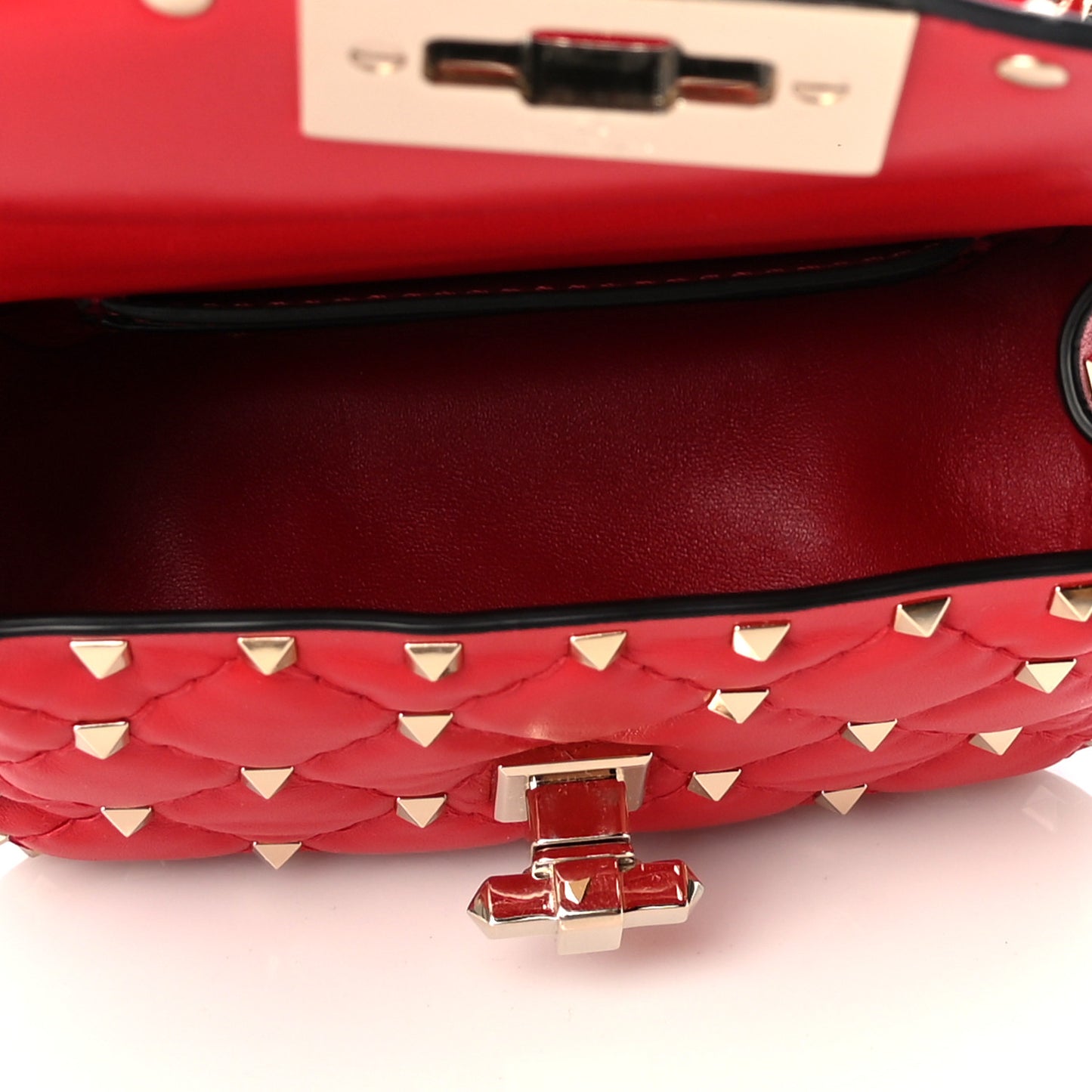 Lambskin Micro Rockstud Spike Shoulder Bag Red