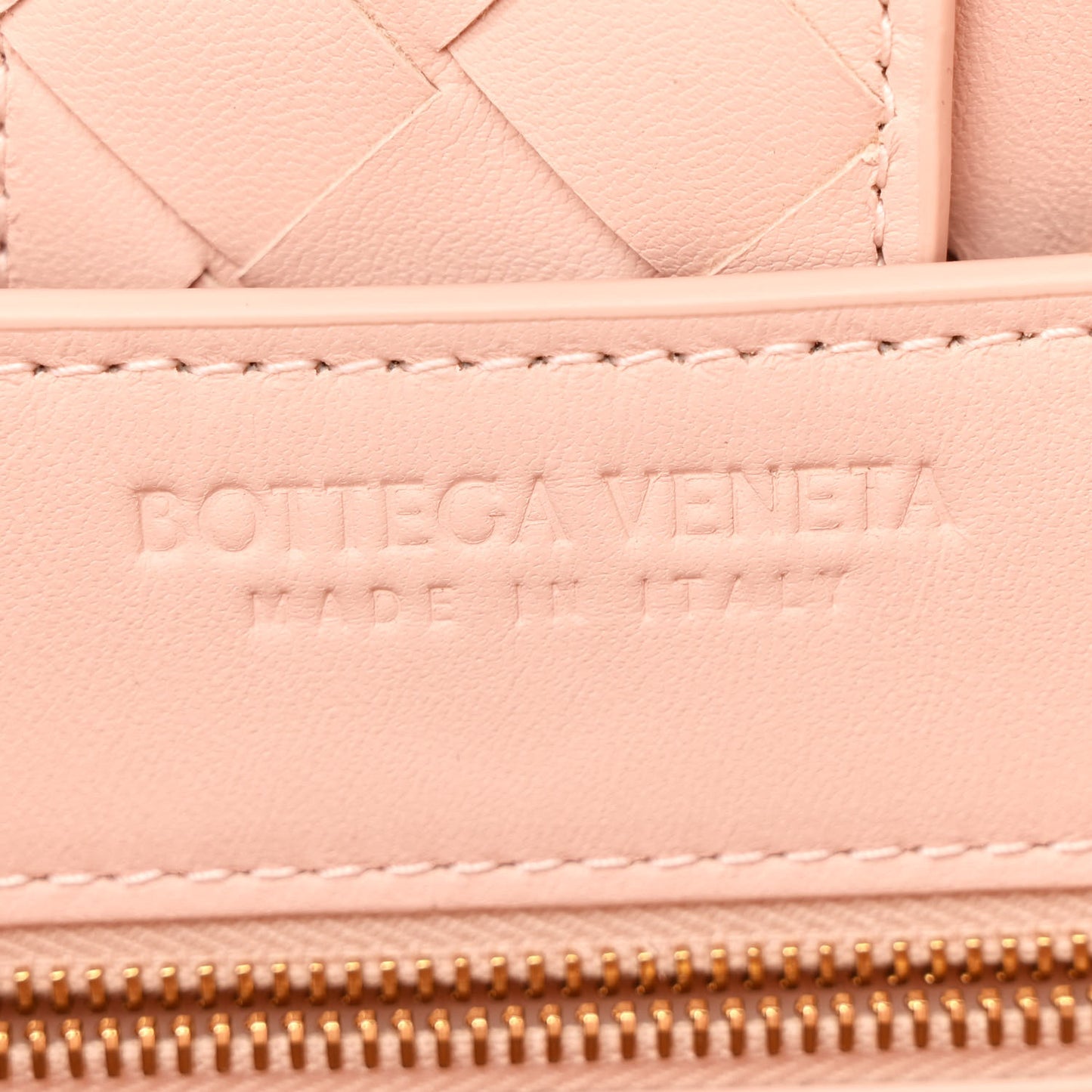 Nappa Intrecciato Medium Andiamo Shoulder Bag Cameo