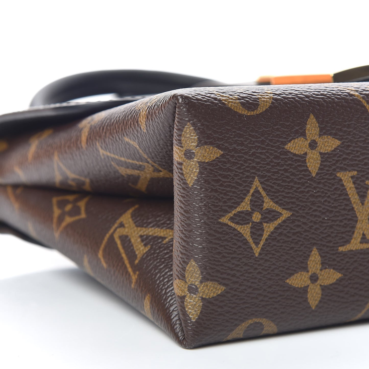 Monogram Locky BB Black