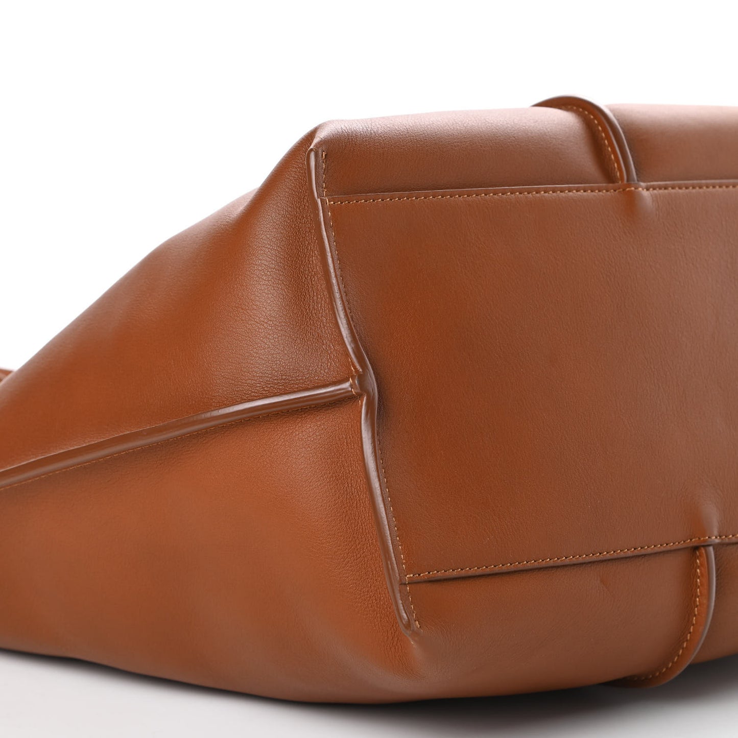 Smooth Calfskin Medium Vick Tote Caramel