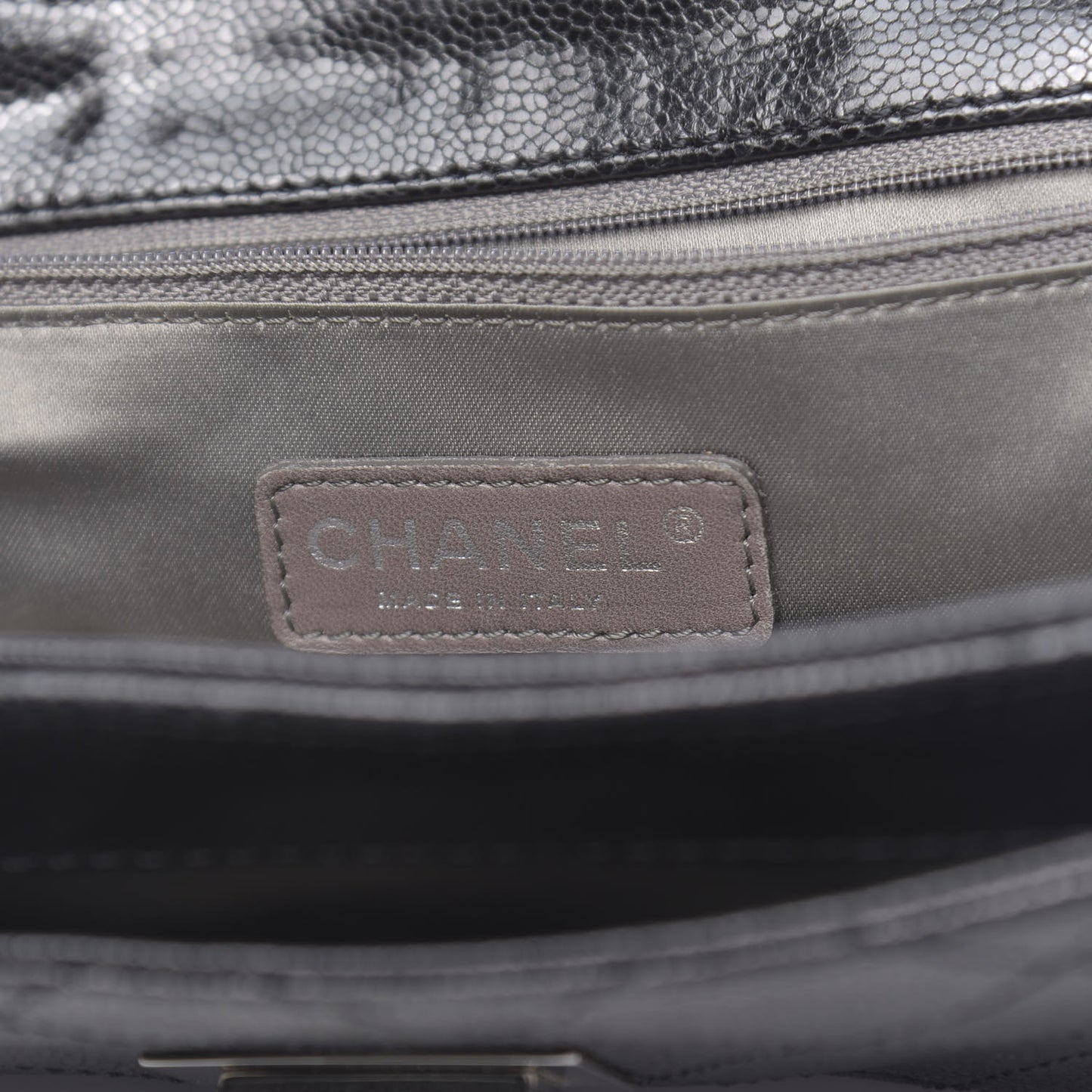 Glazed Caviar Pocket In The City Flap Black