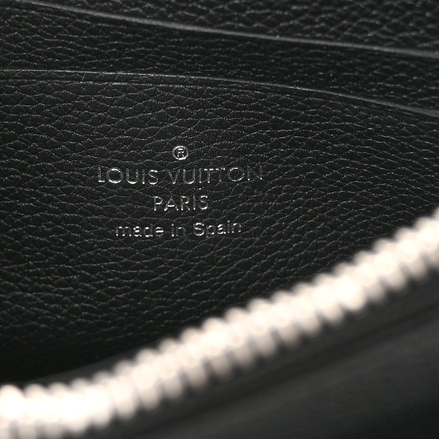 Soft Calfskin My Lockme Chain Pochette Black