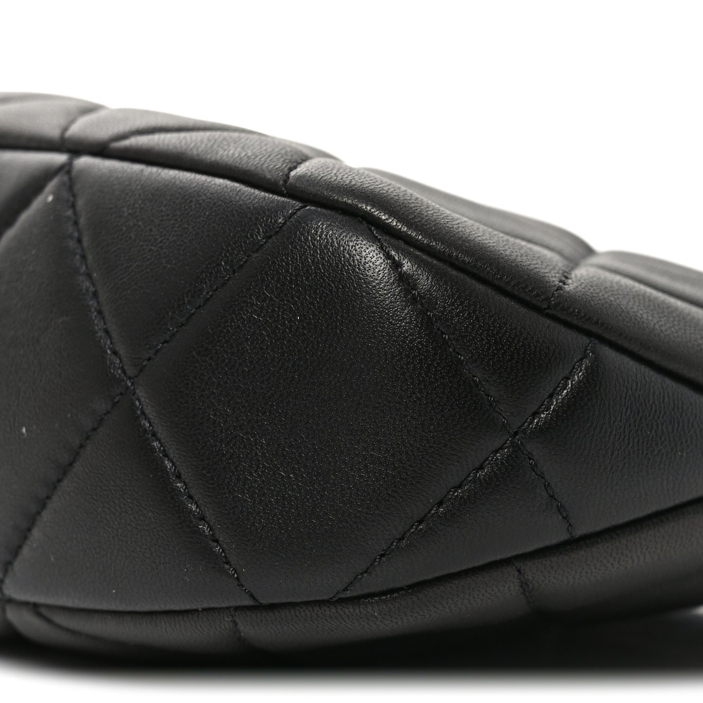 Lambskin Quilted CC Chain Hobo Black