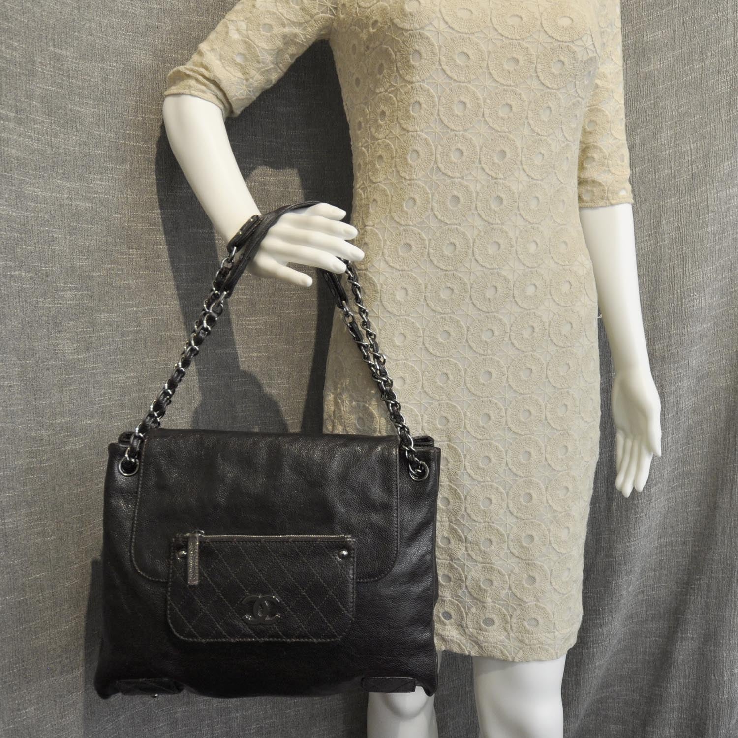 Chanel Glazed Caviar Pocket In The City Tote Brown 2 of 9
