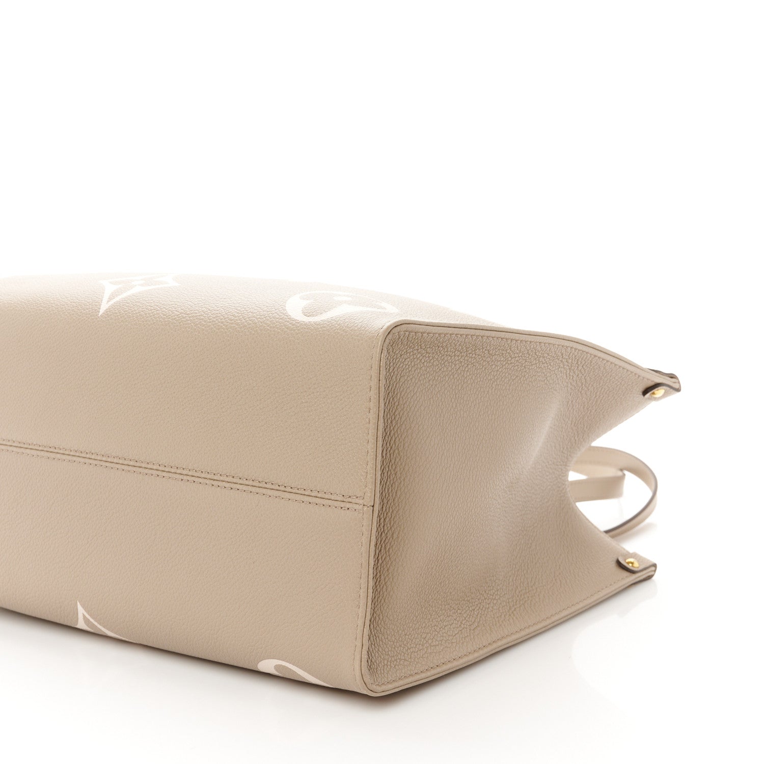 Louis Vuitton Empreinte Monogram Giant Onthego MM  Tourterelle Creme 8 of 8
