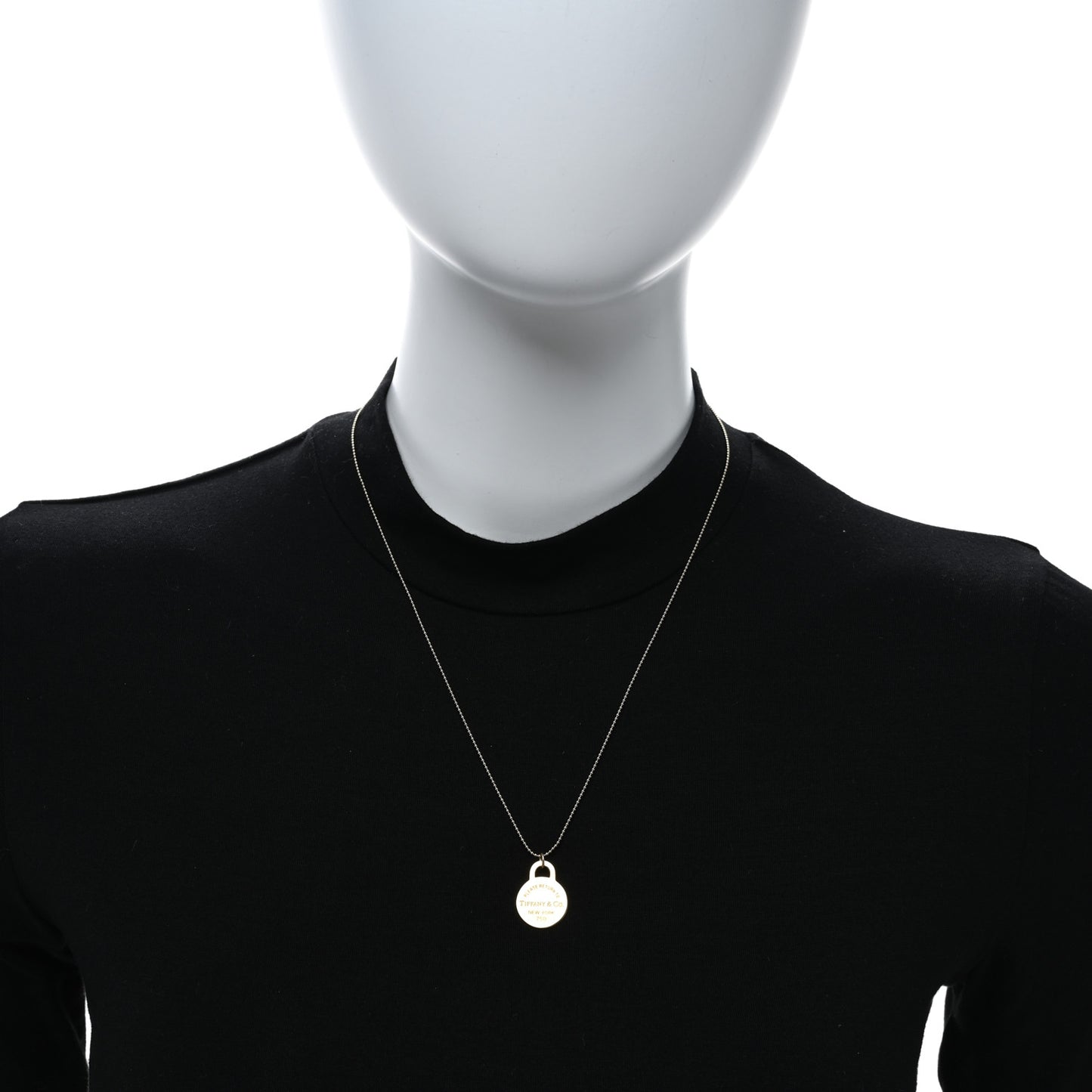18K Yellow Gold Return to Tiffany Round Charm Necklace