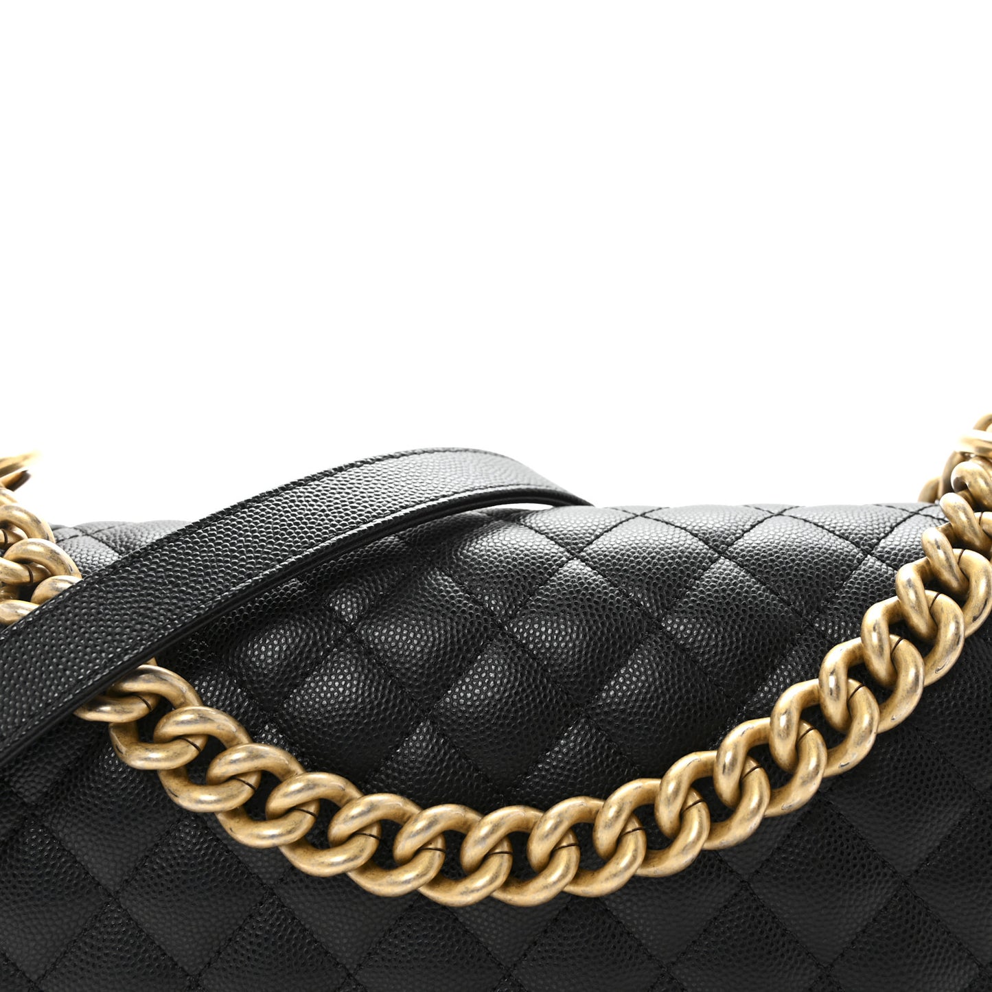 Caviar Quilted Medium Boy Flap Black