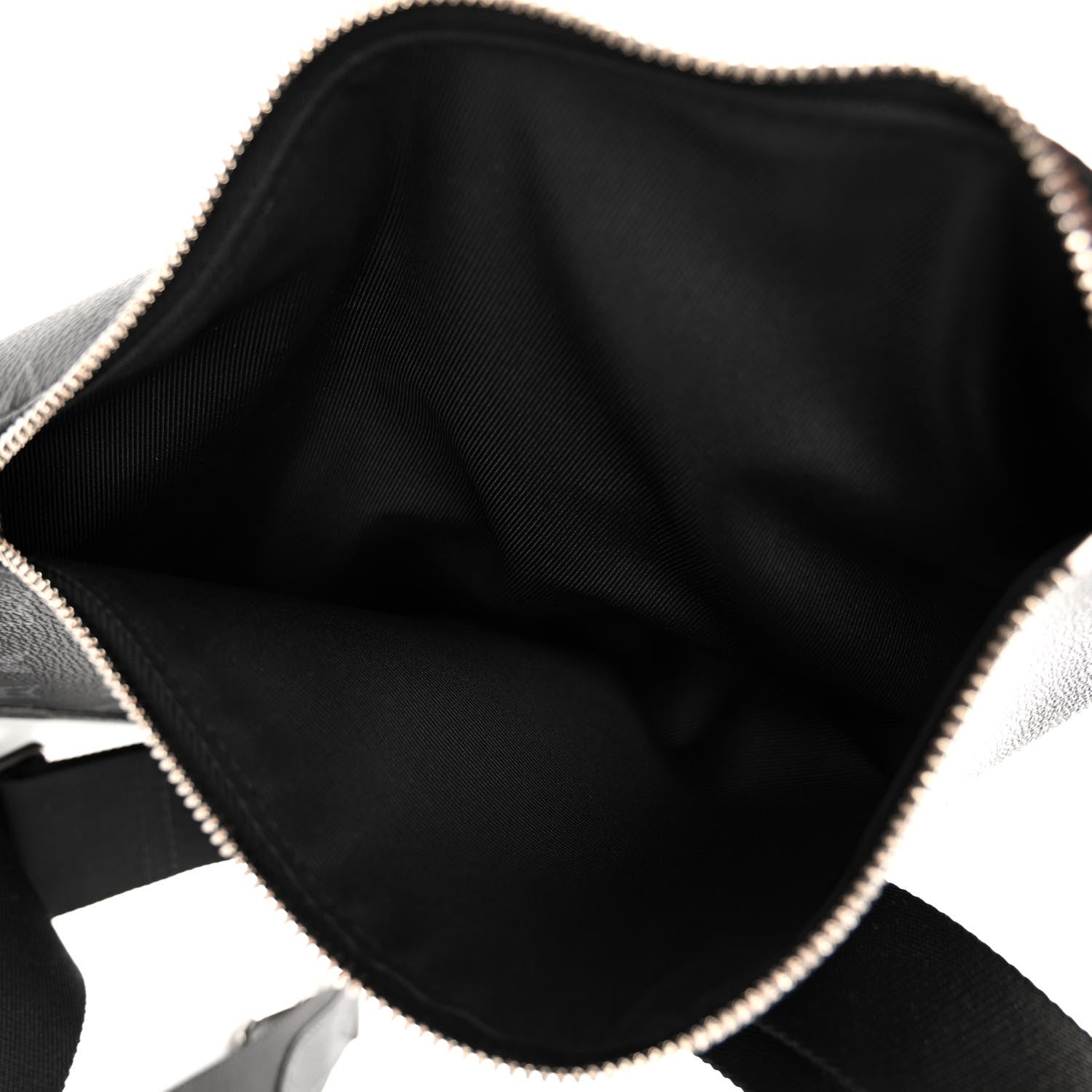 Louis Vuitton Taigarama Duo Slingbag Black 5 of 10