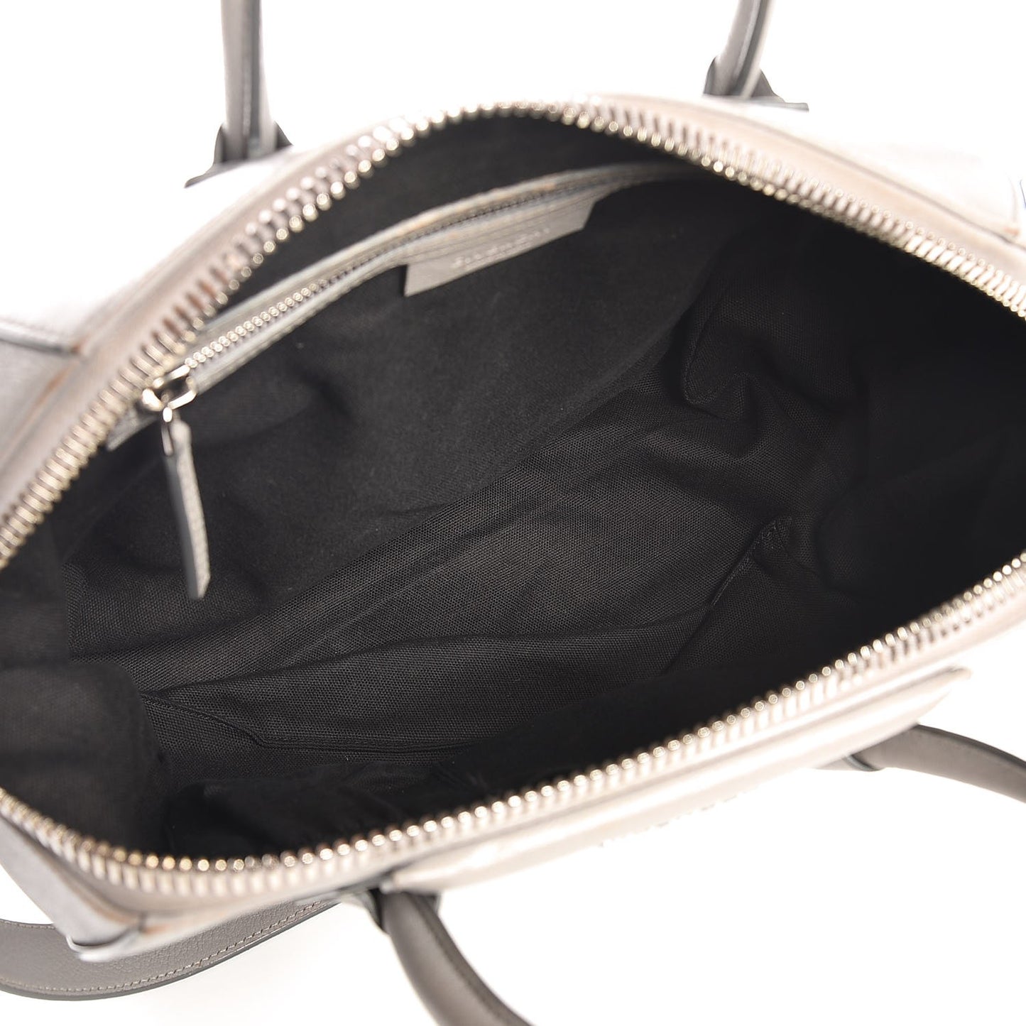 Sugar Goatskin Medium Antigona Pearl Grey