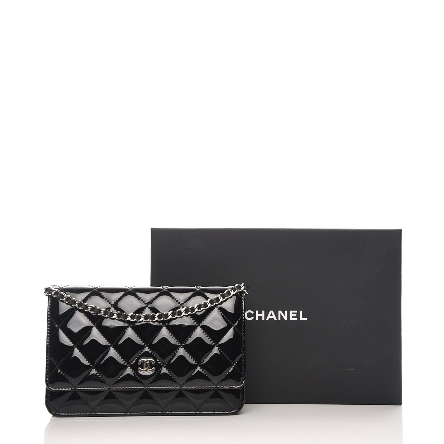 Patent Quilted Wallet On Chain WOC Black