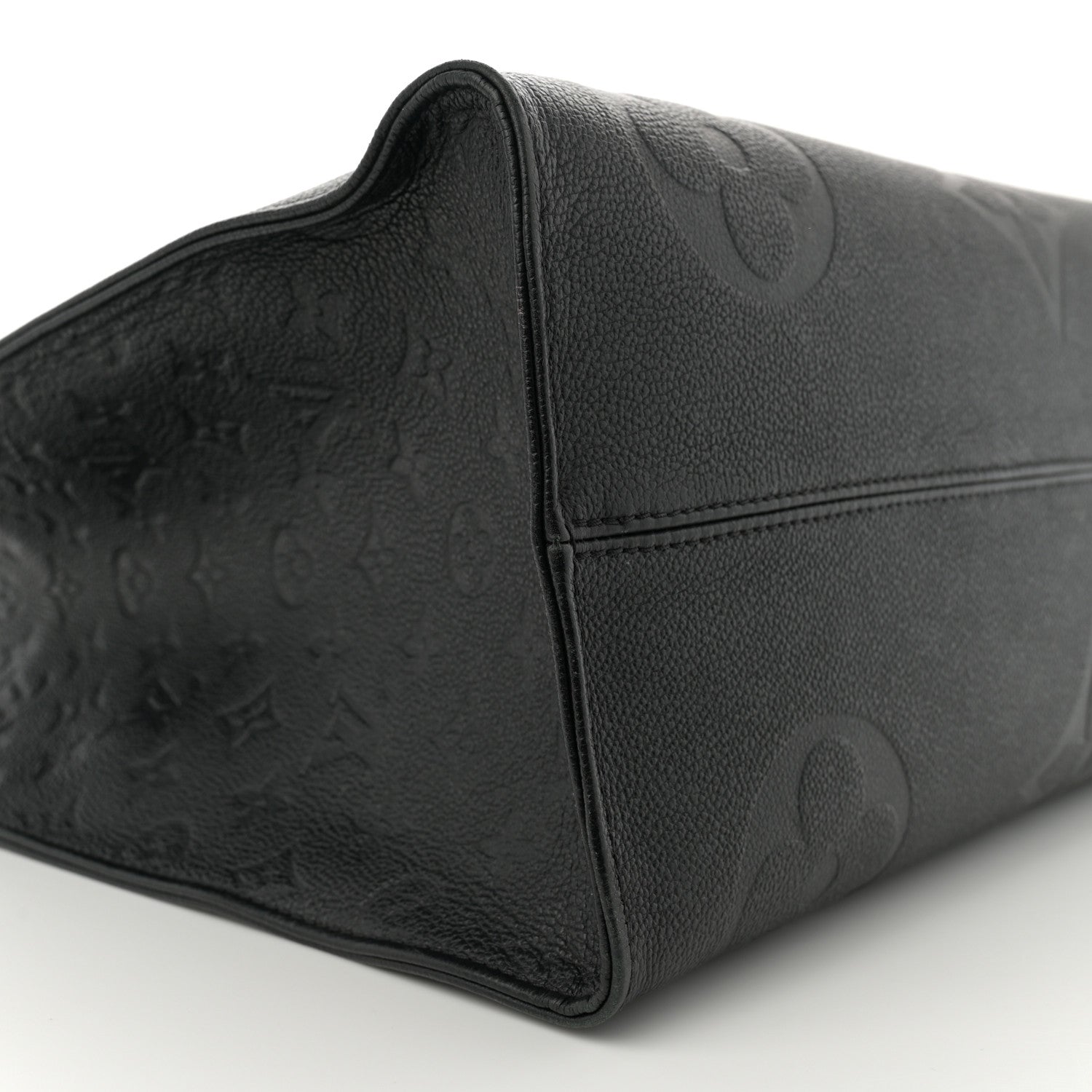 Louis Vuitton Empreinte Monogram Giant Onthego GM Black 8 of 13
