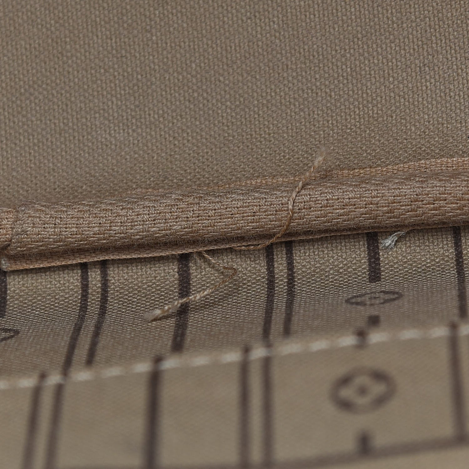 Louis Vuitton Monogram Neverfull MM 10 of 12