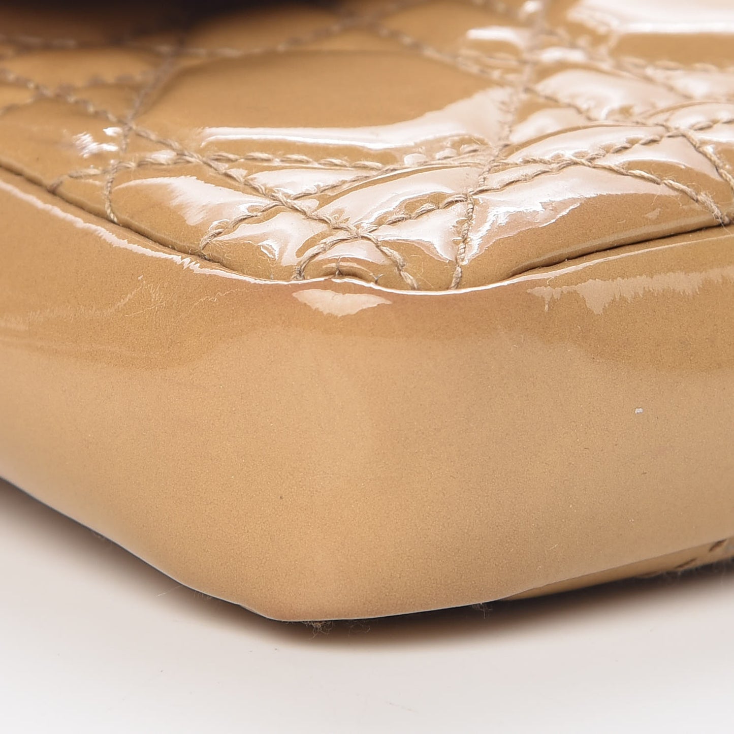 Patent Cannage New Lock Pouch Beige