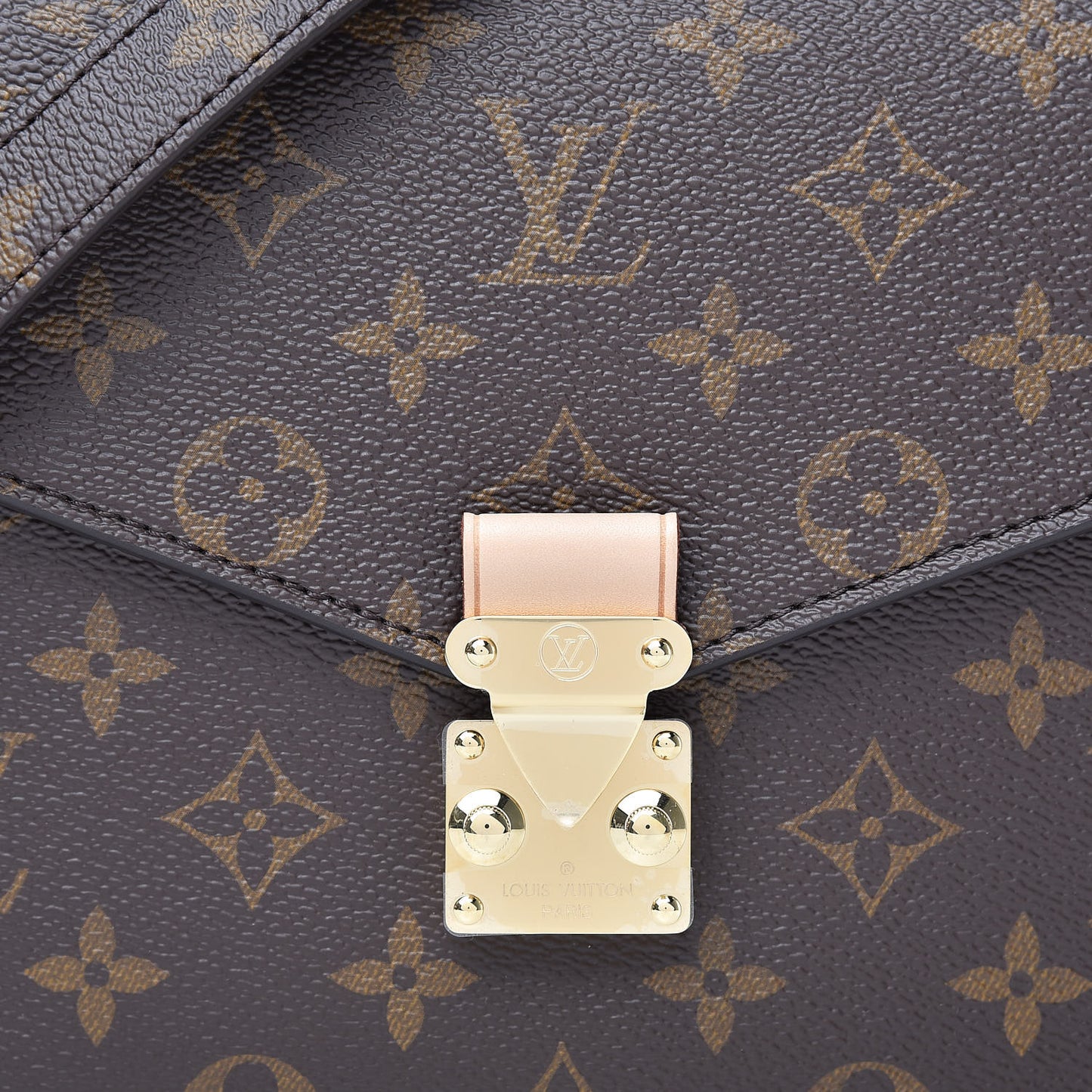 Monogram Pochette Metis