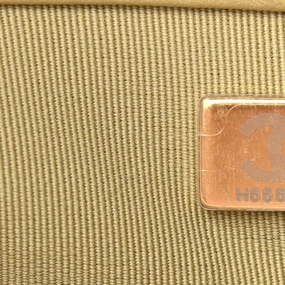 Chanel Lambskin Quilted Medium Chanel 19 Flap Light Green 7 of 11